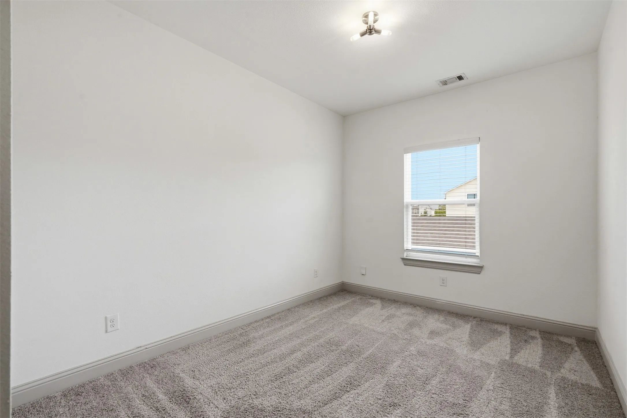 Townhouse For Sale in Tarrant County , 3126 Wayside Avenue, Fort Worth, Texas 76110, 3 Bedrooms, 3 Bathrooms, 2 Garage spaces, 1,922 Sqft, built in 2020, Price $645,000, mls#21340214, Real Estate Agent in Fort Worth, Homes For Sale in Tarrant county, Homes For Sale in Fort Worth, Realtor in Fort Worth Texas, Real Estate Brokerage Independent Realty Texas, Luminita Cordes Realtor
