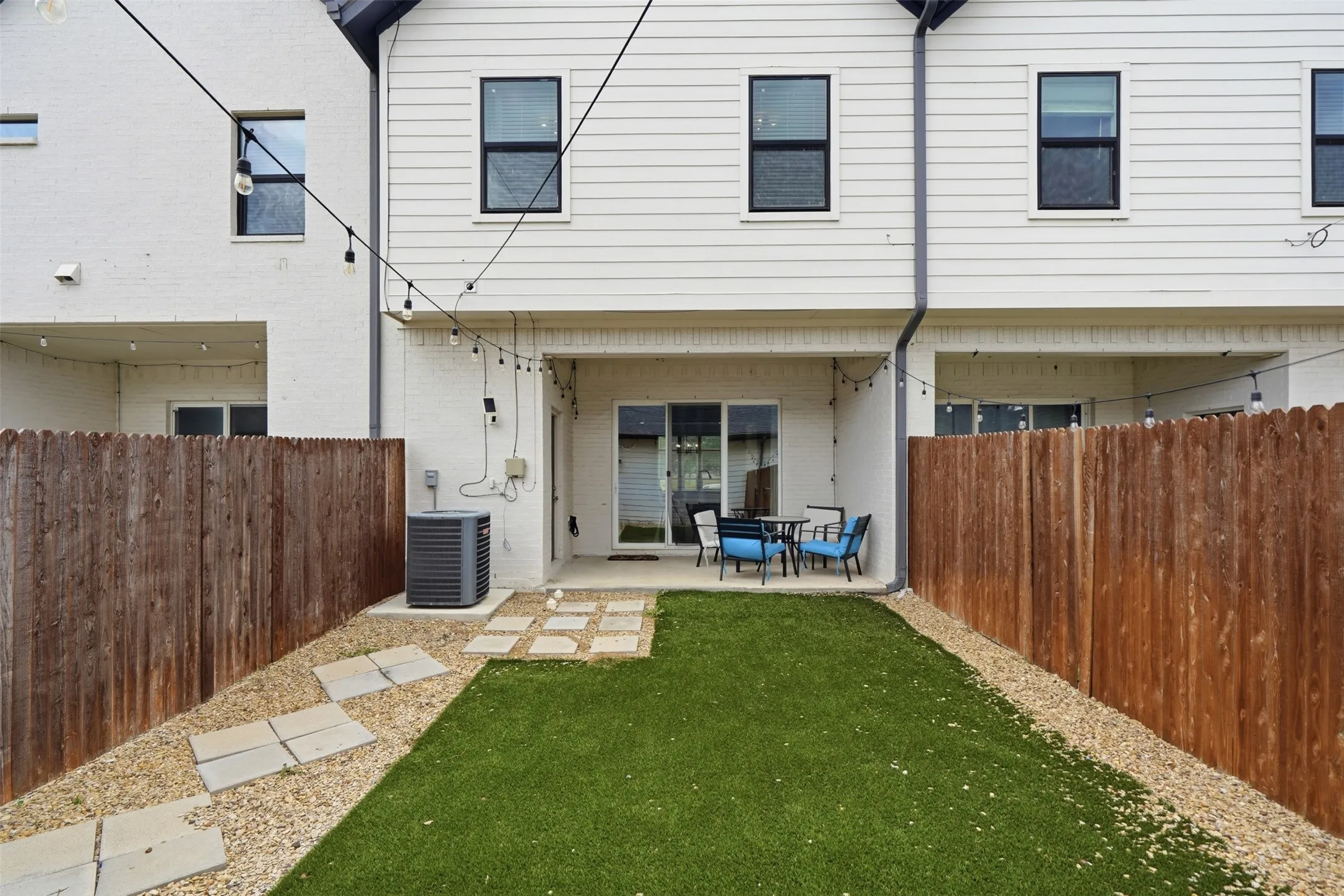 Townhouse For Sale in Tarrant County , 3126 Wayside Avenue, Fort Worth, Texas 76110, 3 Bedrooms, 3 Bathrooms, 2 Garage spaces, 1,922 Sqft, built in 2020, Price $645,000, mls#21340214, Real Estate Agent in Fort Worth, Homes For Sale in Tarrant county, Homes For Sale in Fort Worth, Realtor in Fort Worth Texas, Real Estate Brokerage Independent Realty Texas, Luminita Cordes Realtor