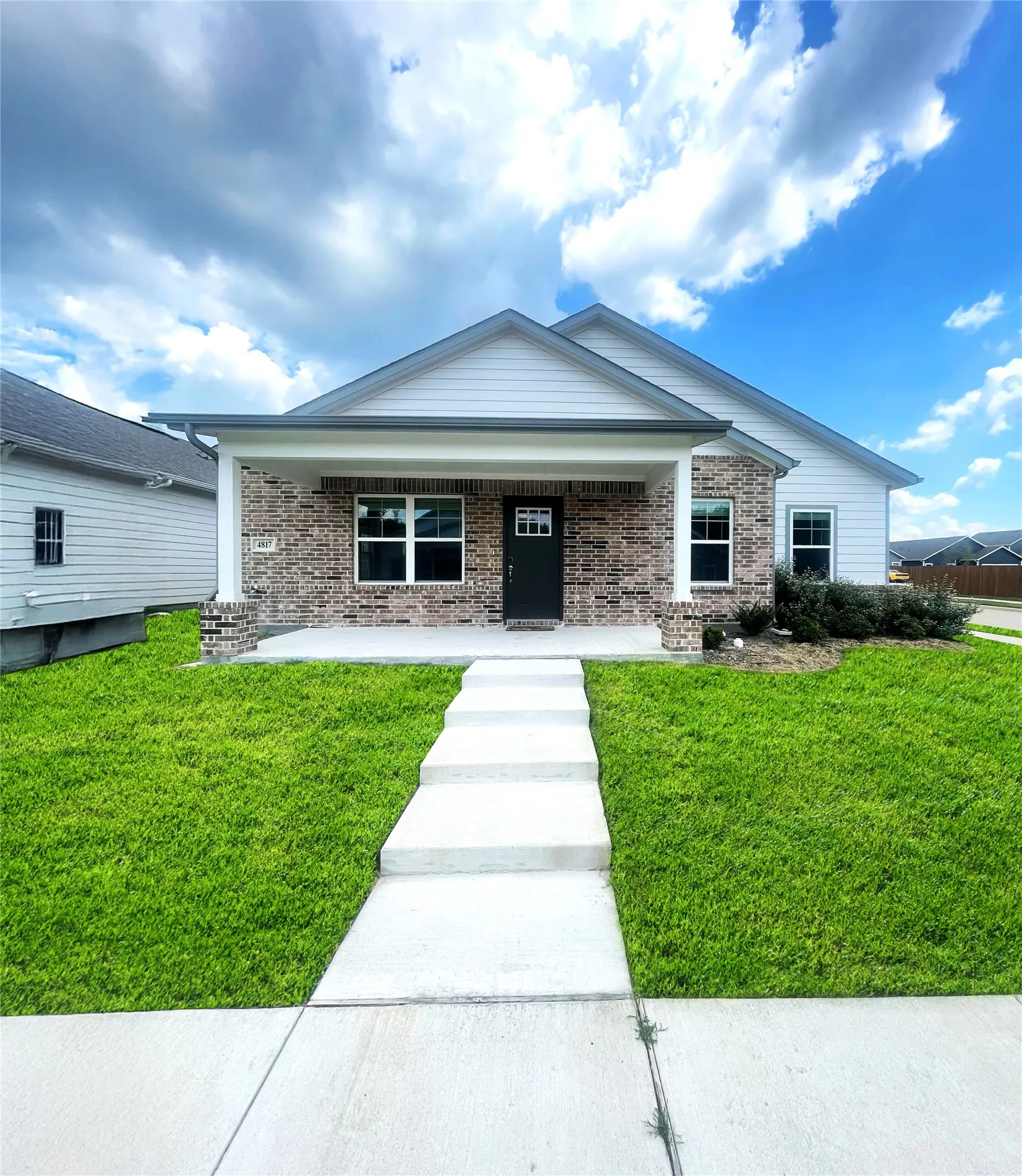 Single Family Residence For Rent in Kaufman County , 4817 Bullfrog Way, Forney, Texas 75126, 3 Bedrooms, 2 Bathrooms, 2 Garage spaces, 1,784 Sqft, built in 2023, Price $2,195, mls#21340626, Real Estate Agent in Forney, Homes For Rent in Kaufman county, Homes For Rent in Forney, Realtor in Forney Texas, Real Estate Brokerage Independent Realty Texas, Luminita Cordes Realtor