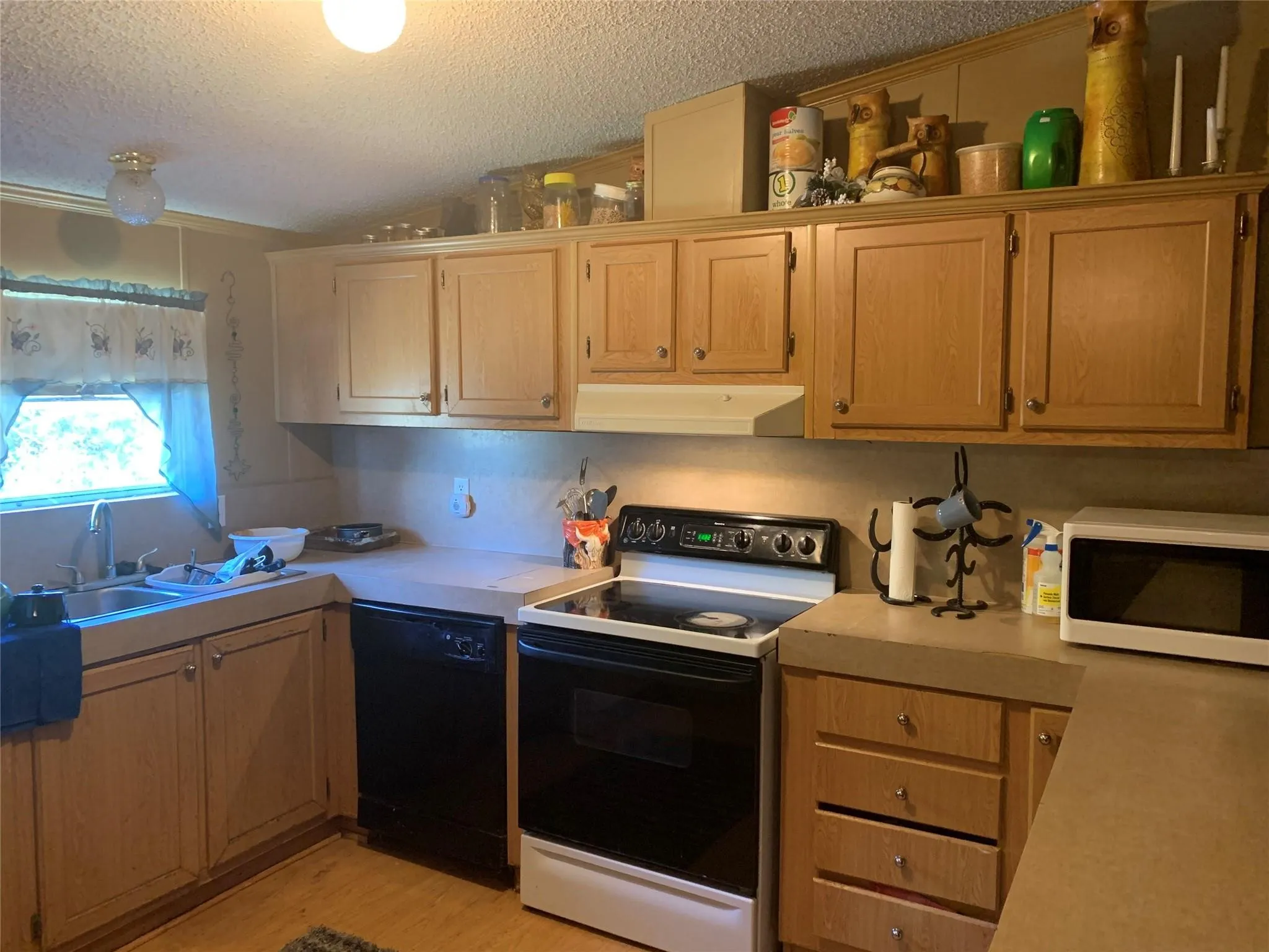 Mobile 1 kitchen