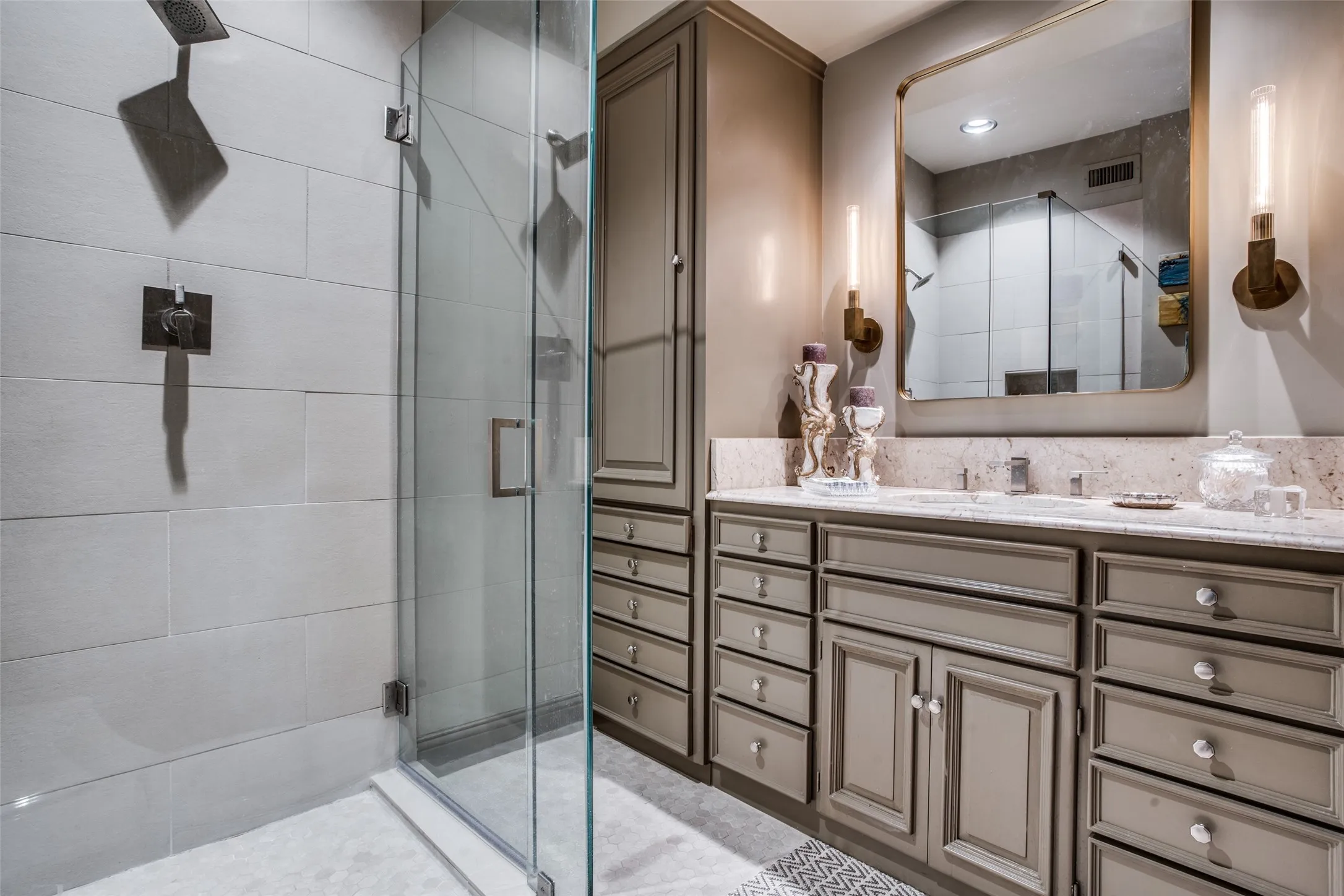 Elegant guest bath designer fixtures and lighting