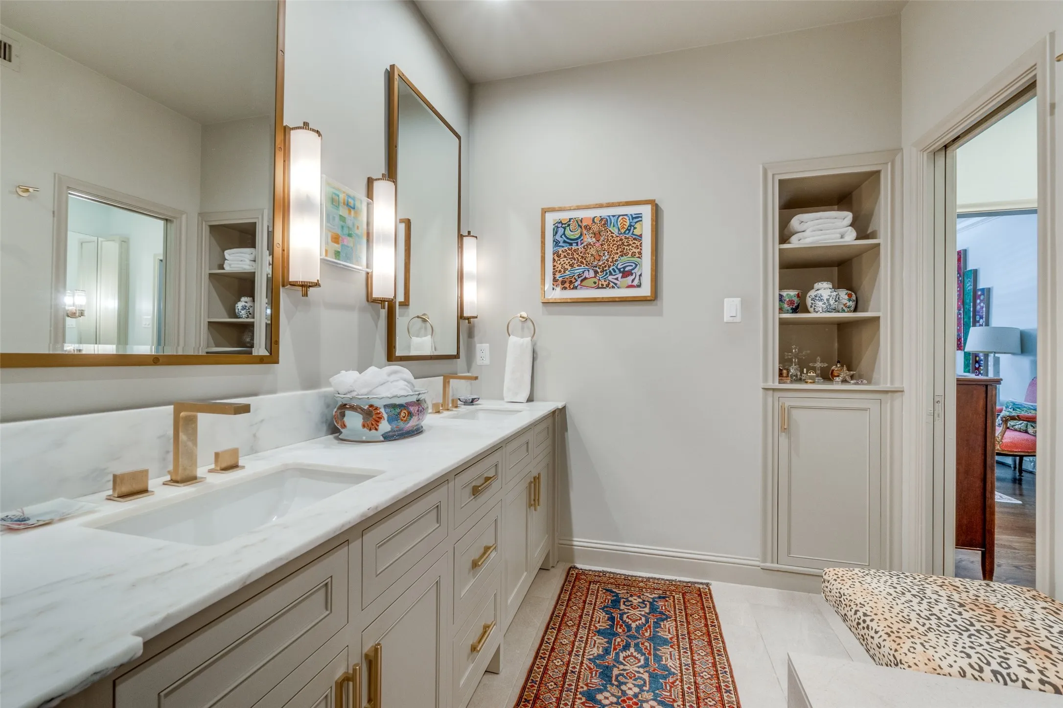 Condominium For Sale in Dallas County , 6318 Bandera Avenue D, Dallas, Texas 75225, 2 Bedroom, 2 Bathroom, Garage spaces, 1,932 Sqft, built in 1960, mls#21333638, Real Estate Agent in Dallas, Homes For Sale in Dallas county, Homes For Sale in Dallas, Realtor in Dallas Texas, Real Estate Brokerage Independent Realty Texas, Luminita Cordes Realtor