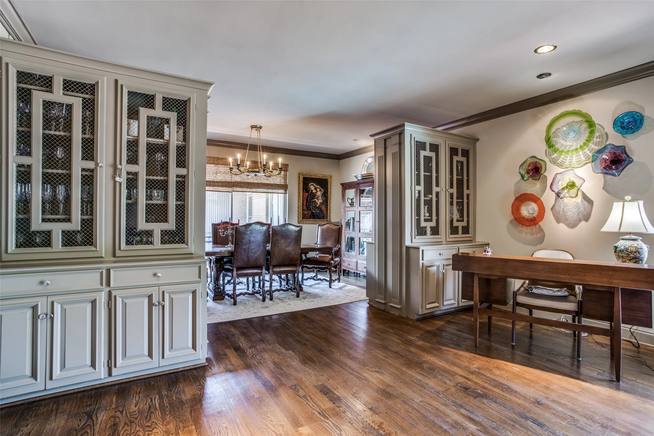 Condominium For Sale in Dallas County , 6318 Bandera Avenue D, Dallas, Texas 75225, 2 Bedroom, 2 Bathroom, Garage spaces, 1,932 Sqft, built in 1960, mls#21333638, Real Estate Agent in Dallas, Homes For Sale in Dallas county, Homes For Sale in Dallas, Realtor in Dallas Texas, Real Estate Brokerage Independent Realty Texas, Luminita Cordes Realtor