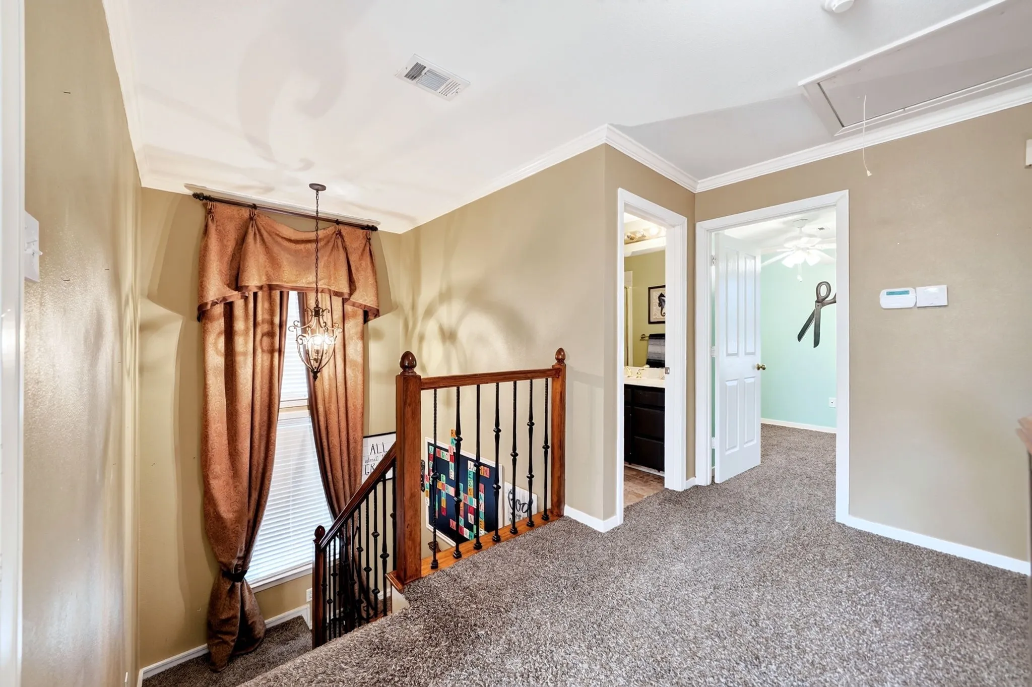 Single Family Residence For Sale in Kaufman County , 2197 Meadow Way, Terrell, Texas 75160, 4 Bedroom, 3 Bathroom, 2 Garage spaces, 2,600 Sqft, built in 1995, mls#21329461, Real Estate Agent in Terrell, Homes For Sale in Kaufman county, Homes For Sale in Terrell, Realtor in Terrell Texas, Real Estate Brokerage Independent Realty Texas, Luminita Cordes Realtor
