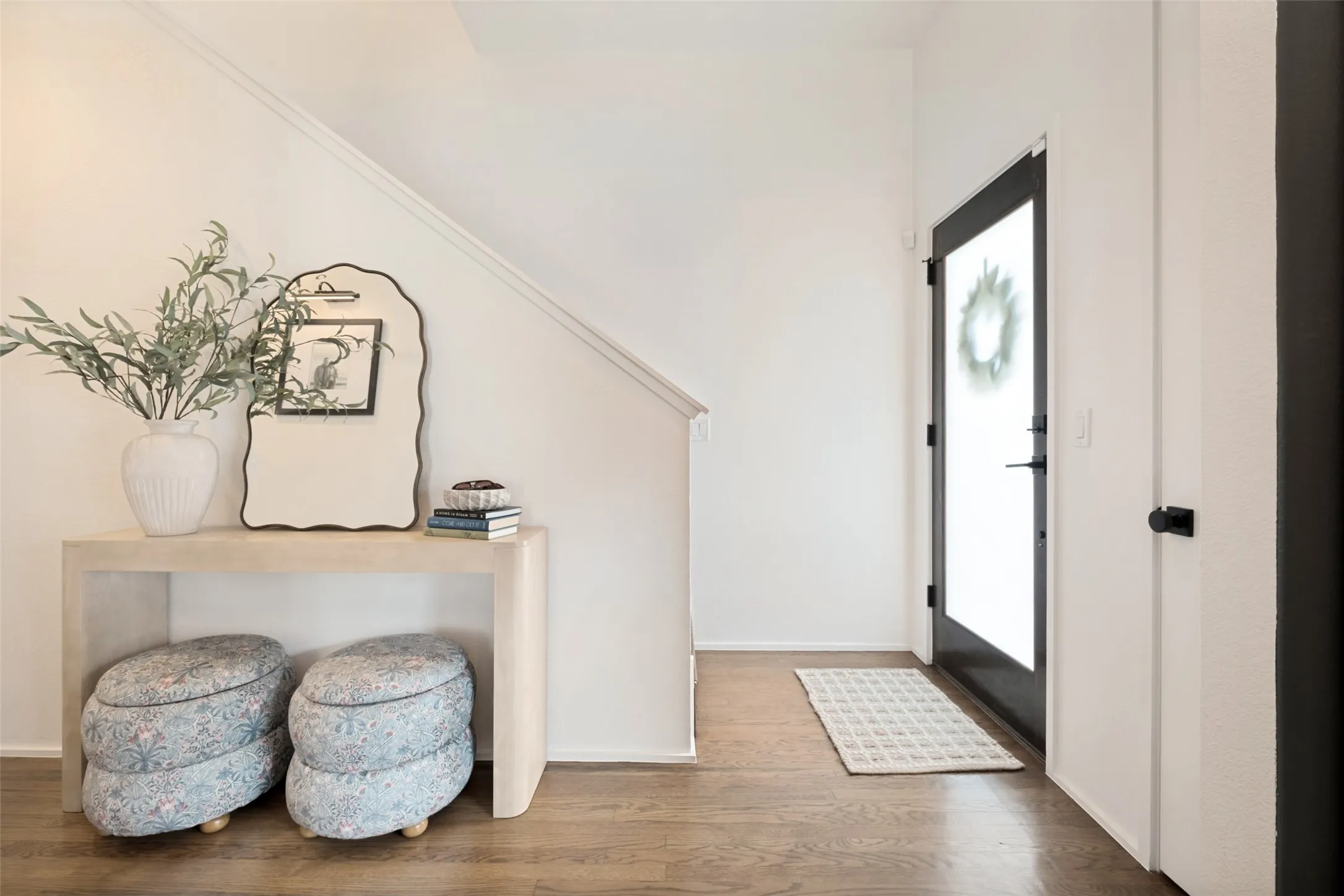 Townhouse For Sale in Dallas County , 1916 Hope Way, Dallas, Texas 75206, 3 Bedroom, 4 Bathroom, 2 Garage spaces, 2,209 Sqft, built in 2008, mls#21339801, Real Estate Agent in Dallas, Homes For Sale in Dallas county, Homes For Sale in Dallas, Realtor in Dallas Texas, Real Estate Brokerage Independent Realty Texas, Luminita Cordes Realtor