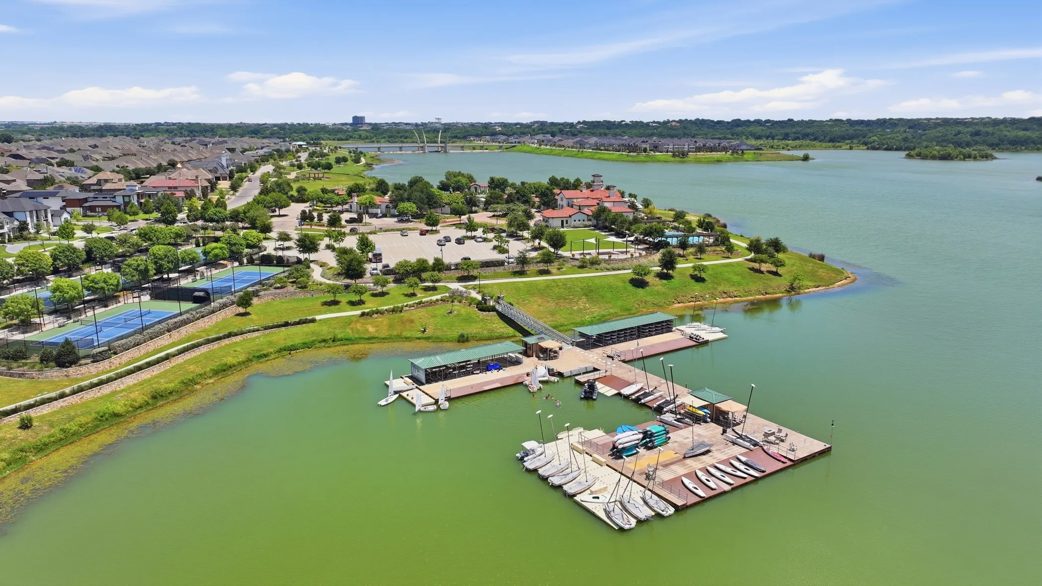 Single Family Residence For Sale in Tarrant County , 4772 Kings Garden Parkway, Arlington, Texas 76005, 2 Bedroom, 2 Bathroom, 2 Garage spaces, 2,251 Sqft, built in 2022, mls#21339391, Real Estate Agent in Arlington, Homes For Sale in Tarrant county, Homes For Sale in Arlington, Realtor in Arlington Texas, Real Estate Brokerage Independent Realty Texas, Luminita Cordes Realtor