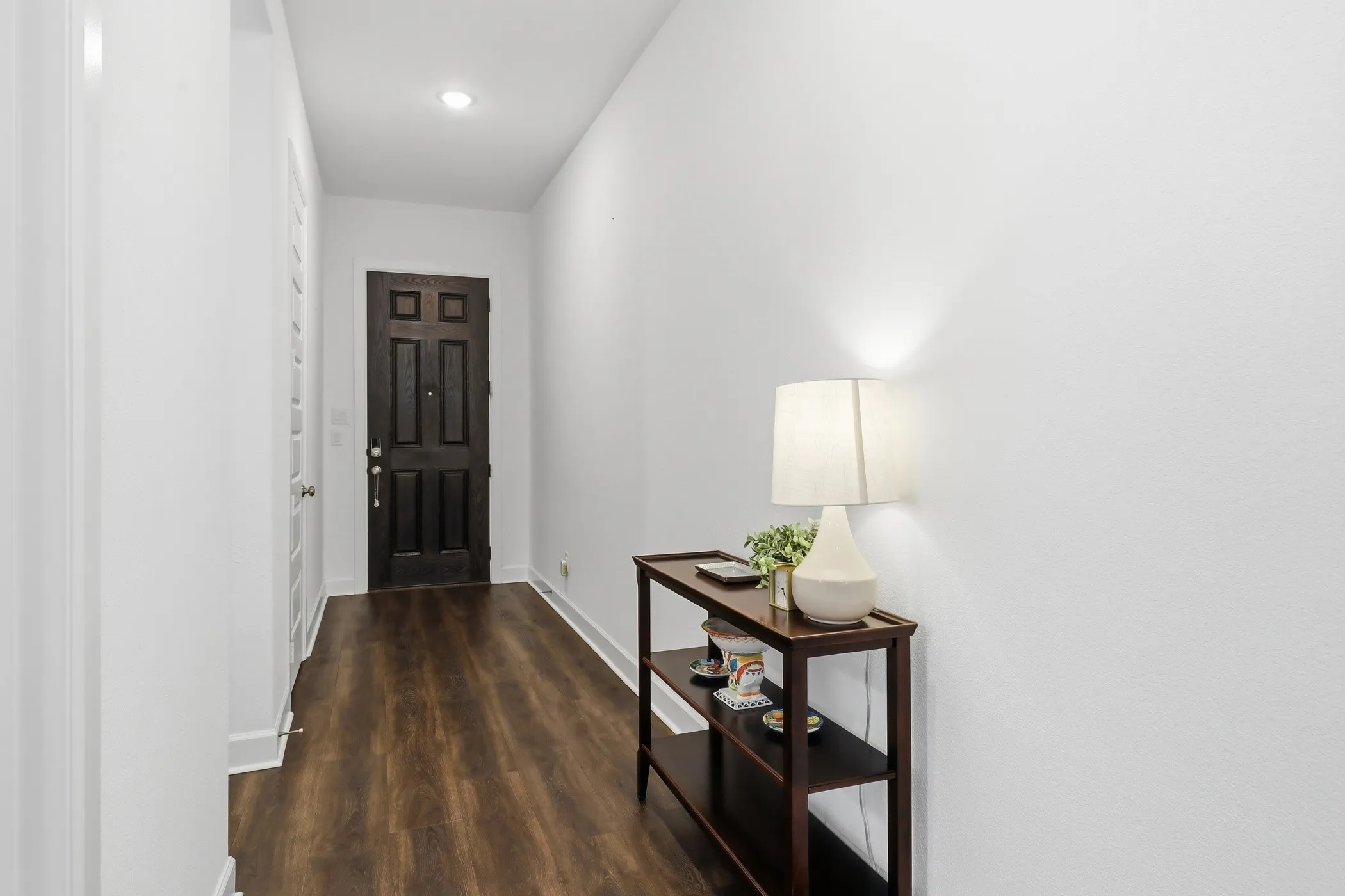 Single Family Residence For Sale in Tarrant County , 4772 Kings Garden Parkway, Arlington, Texas 76005, 2 Bedroom, 2 Bathroom, 2 Garage spaces, 2,251 Sqft, built in 2022, mls#21339391, Real Estate Agent in Arlington, Homes For Sale in Tarrant county, Homes For Sale in Arlington, Realtor in Arlington Texas, Real Estate Brokerage Independent Realty Texas, Luminita Cordes Realtor