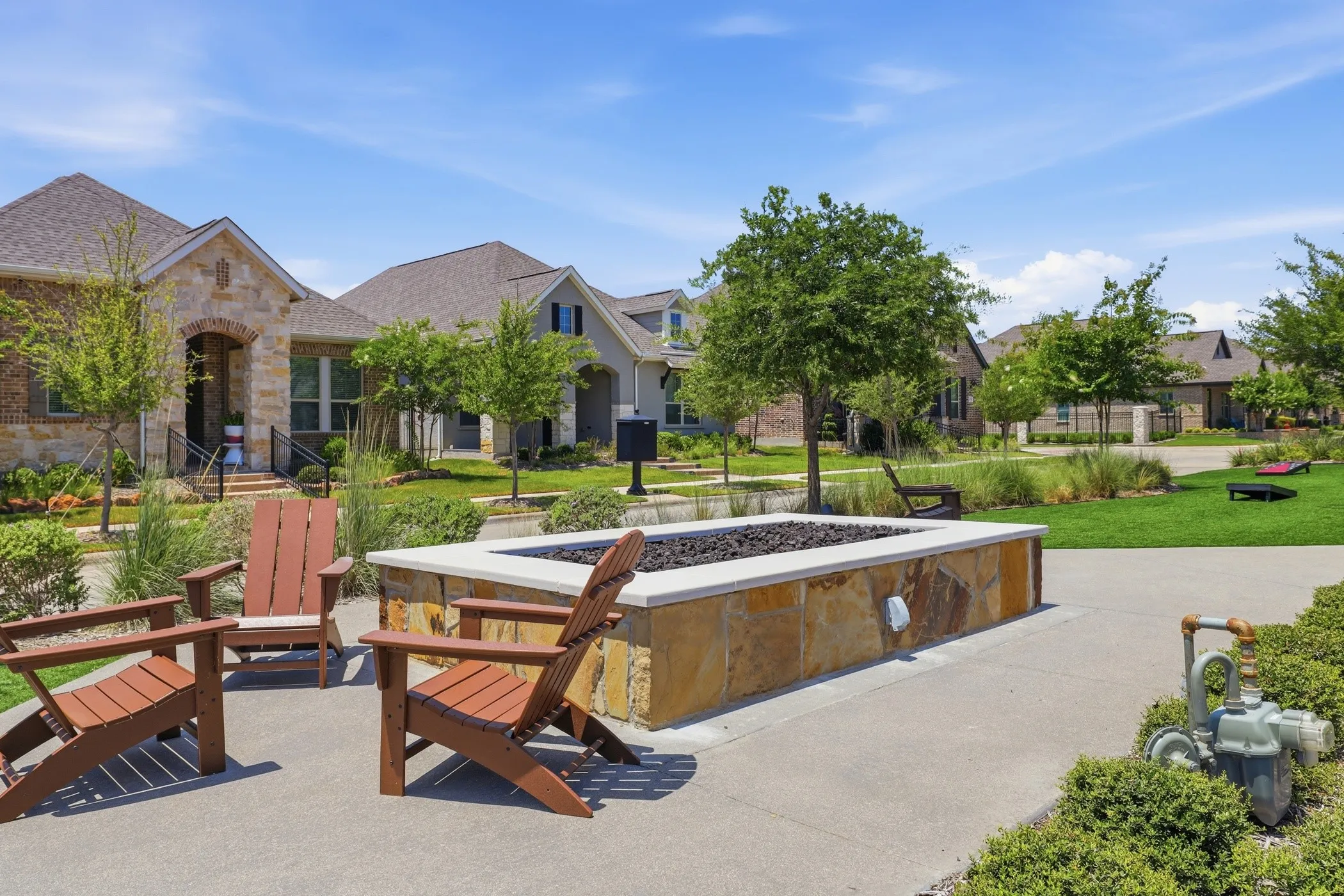 Single Family Residence For Sale in Tarrant County , 4772 Kings Garden Parkway, Arlington, Texas 76005, 2 Bedroom, 2 Bathroom, 2 Garage spaces, 2,251 Sqft, built in 2022, mls#21339391, Real Estate Agent in Arlington, Homes For Sale in Tarrant county, Homes For Sale in Arlington, Realtor in Arlington Texas, Real Estate Brokerage Independent Realty Texas, Luminita Cordes Realtor