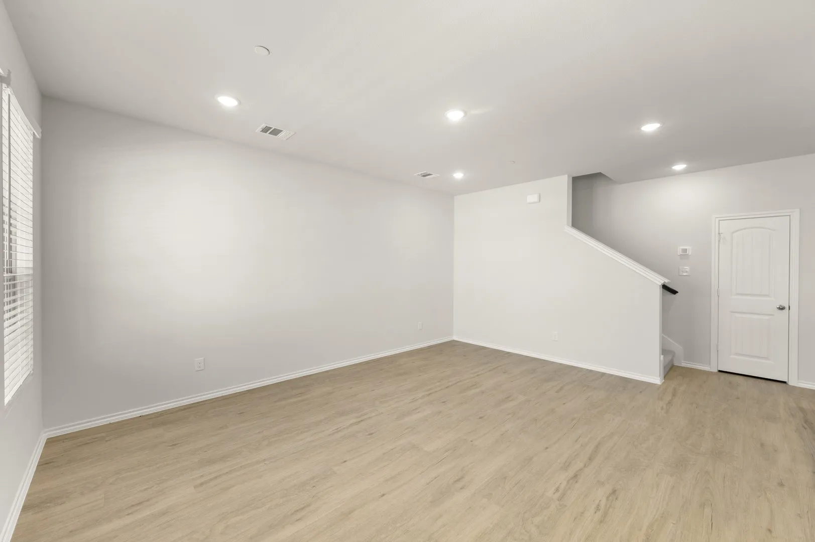 4502 Avion- Living Room-3