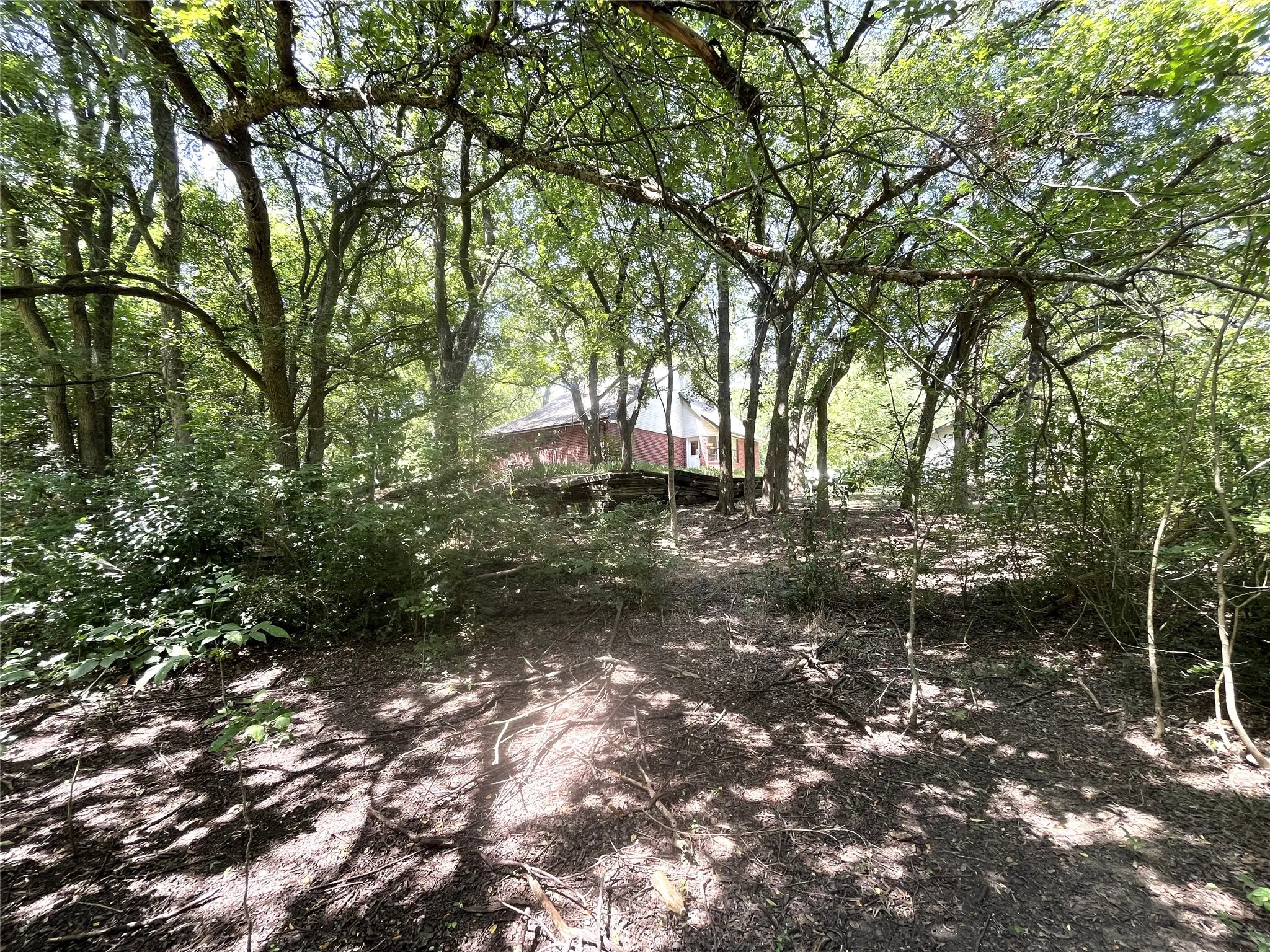 Single Family Residence For Sale in Ellis County , 1229 Epps Road, Palmer, Texas 75152, 3 Bedroom, 2 Bathroom, 2 Garage spaces, 1,470 Sqft, built in 2000, mls#21340223, Real Estate Agent in Palmer, Homes For Sale in Ellis county, Homes For Sale in Palmer, Realtor in Palmer Texas, Real Estate Brokerage Independent Realty Texas, Luminita Cordes Realtor