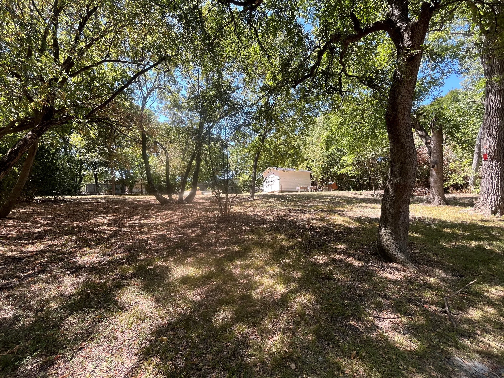 Single Family Residence For Sale in Ellis County , 1229 Epps Road, Palmer, Texas 75152, 3 Bedroom, 2 Bathroom, 2 Garage spaces, 1,470 Sqft, built in 2000, mls#21340223, Real Estate Agent in Palmer, Homes For Sale in Ellis county, Homes For Sale in Palmer, Realtor in Palmer Texas, Real Estate Brokerage Independent Realty Texas, Luminita Cordes Realtor