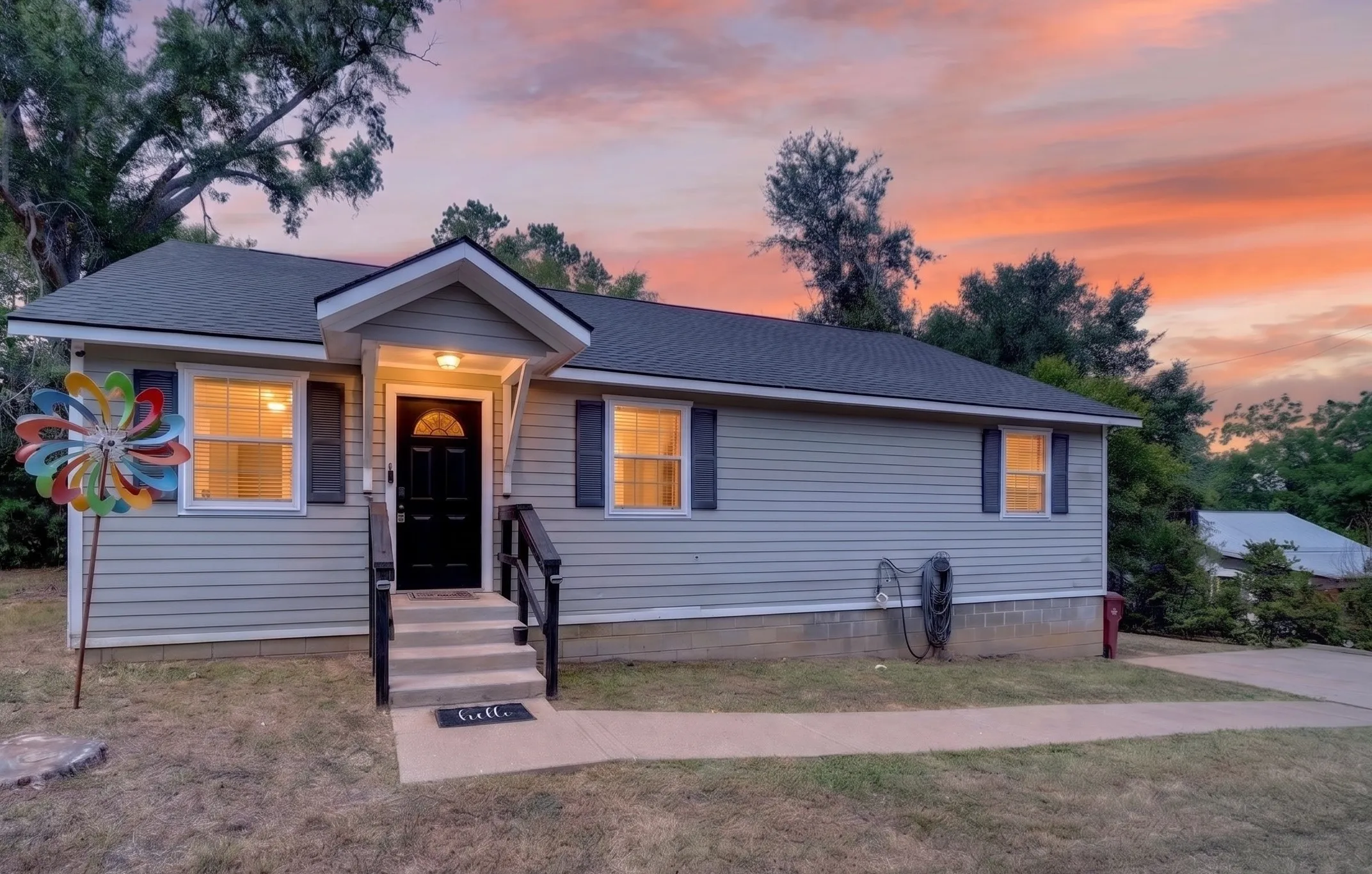 Single Family Residence For Sale in Van Zandt County , 520 E Goshen Street, Canton, Texas 75103, 3 Bedroom, 2 Bathroom, Garage spaces, 1,260 Sqft, built in 2005, mls#21306768, Real Estate Agent in Canton, Homes For Sale in Van Zandt county, Homes For Sale in Canton, Realtor in Canton Texas, Real Estate Brokerage Independent Realty Texas, Luminita Cordes Realtor