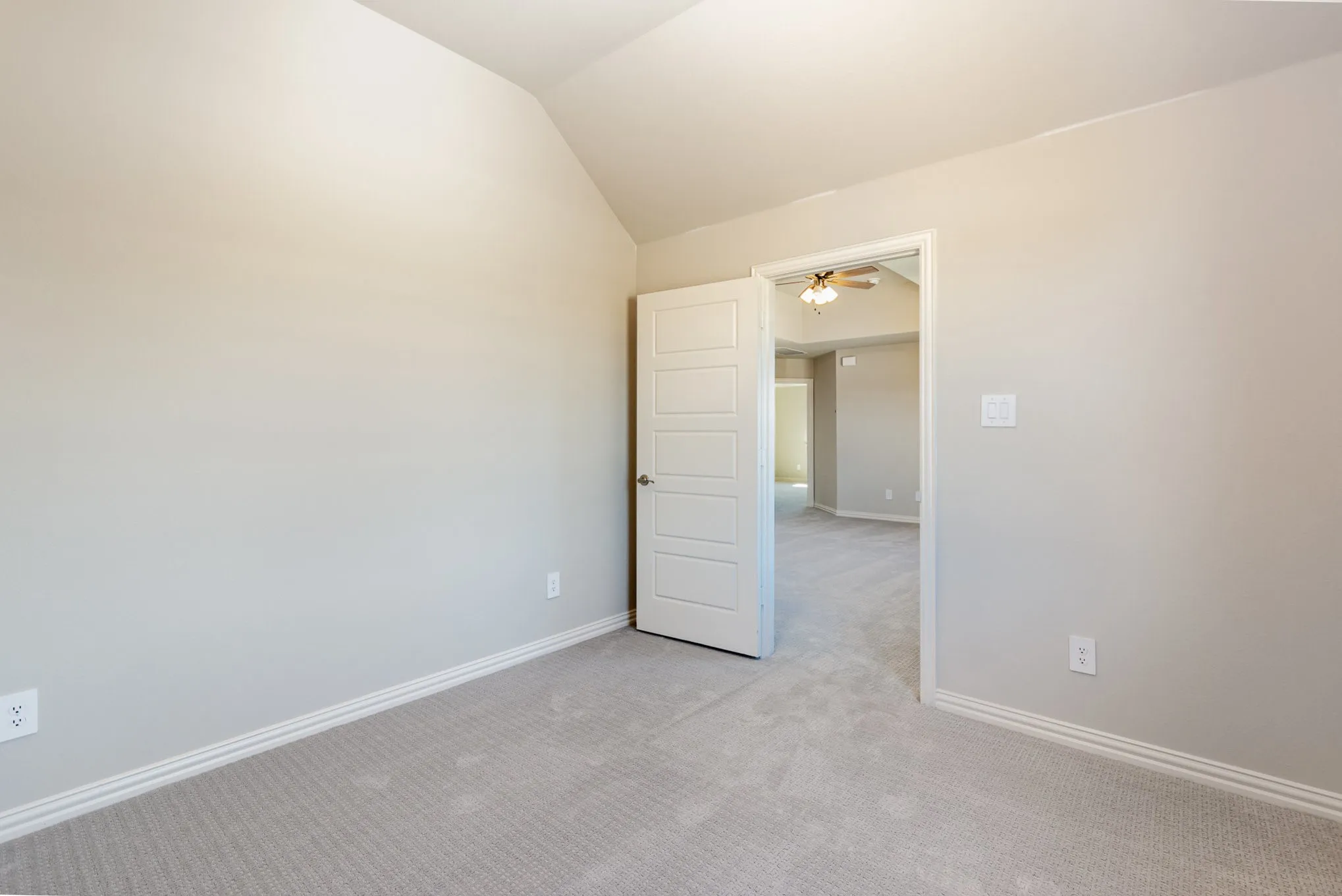 Single Family Residence For Sale in Ellis County , 610 Crystal Lake Lane, Red Oak, Texas 75154, 4 Bedroom, 3 Bathroom, 3 Garage spaces, 3,226 Sqft, built in 2025, mls#21340683, Real Estate Agent in Red Oak, Homes For Sale in Ellis county, Homes For Sale in Red Oak, Realtor in Red Oak Texas, Real Estate Brokerage Independent Realty Texas, Luminita Cordes Realtor