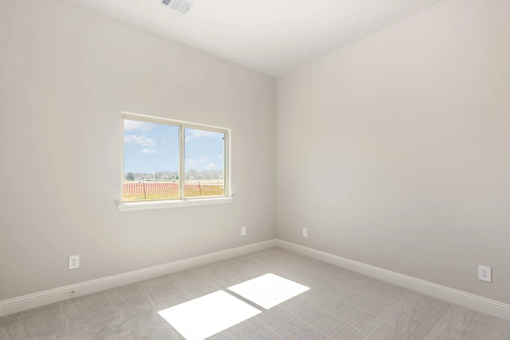 Single Family Residence For Sale in Ellis County , 610 Crystal Lake Lane, Red Oak, Texas 75154, 4 Bedroom, 3 Bathroom, 3 Garage spaces, 3,226 Sqft, built in 2025, mls#21340683, Real Estate Agent in Red Oak, Homes For Sale in Ellis county, Homes For Sale in Red Oak, Realtor in Red Oak Texas, Real Estate Brokerage Independent Realty Texas, Luminita Cordes Realtor