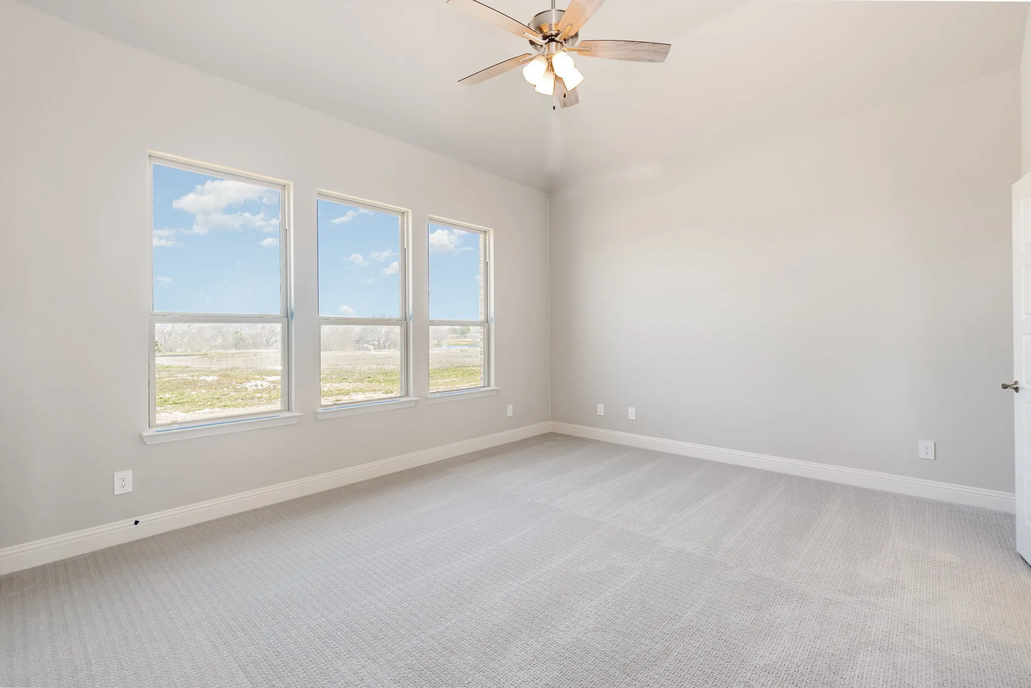 Single Family Residence For Sale in Ellis County , 610 Crystal Lake Lane, Red Oak, Texas 75154, 4 Bedroom, 3 Bathroom, 3 Garage spaces, 3,226 Sqft, built in 2025, mls#21340683, Real Estate Agent in Red Oak, Homes For Sale in Ellis county, Homes For Sale in Red Oak, Realtor in Red Oak Texas, Real Estate Brokerage Independent Realty Texas, Luminita Cordes Realtor