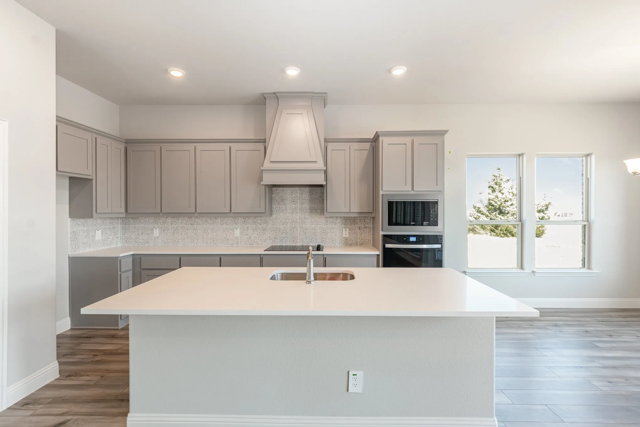 Single Family Residence For Sale in Ellis County , 610 Crystal Lake Lane, Red Oak, Texas 75154, 4 Bedroom, 3 Bathroom, 3 Garage spaces, 3,226 Sqft, built in 2025, mls#21340683, Real Estate Agent in Red Oak, Homes For Sale in Ellis county, Homes For Sale in Red Oak, Realtor in Red Oak Texas, Real Estate Brokerage Independent Realty Texas, Luminita Cordes Realtor