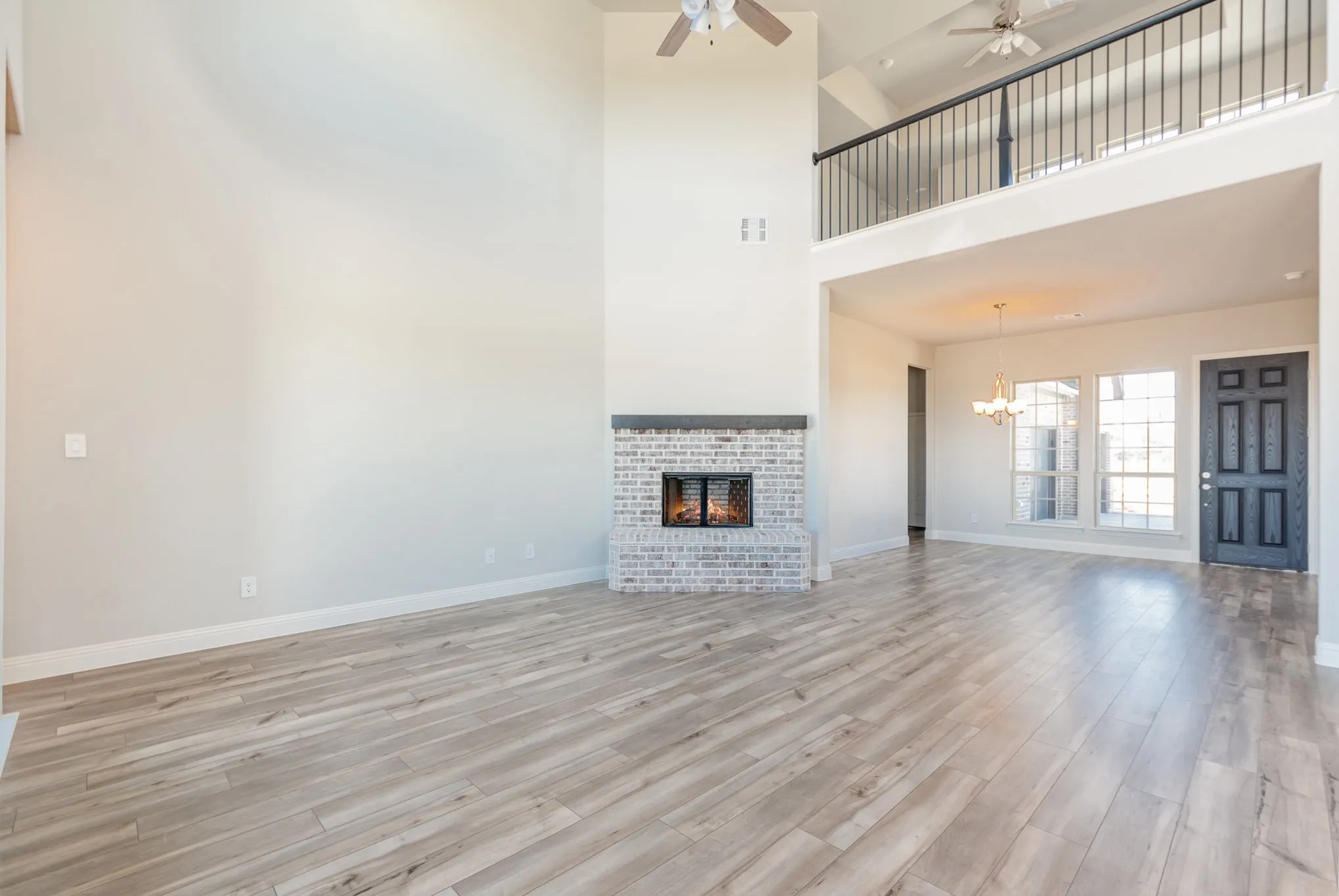 Single Family Residence For Sale in Ellis County , 610 Crystal Lake Lane, Red Oak, Texas 75154, 4 Bedroom, 3 Bathroom, 3 Garage spaces, 3,226 Sqft, built in 2025, mls#21340683, Real Estate Agent in Red Oak, Homes For Sale in Ellis county, Homes For Sale in Red Oak, Realtor in Red Oak Texas, Real Estate Brokerage Independent Realty Texas, Luminita Cordes Realtor