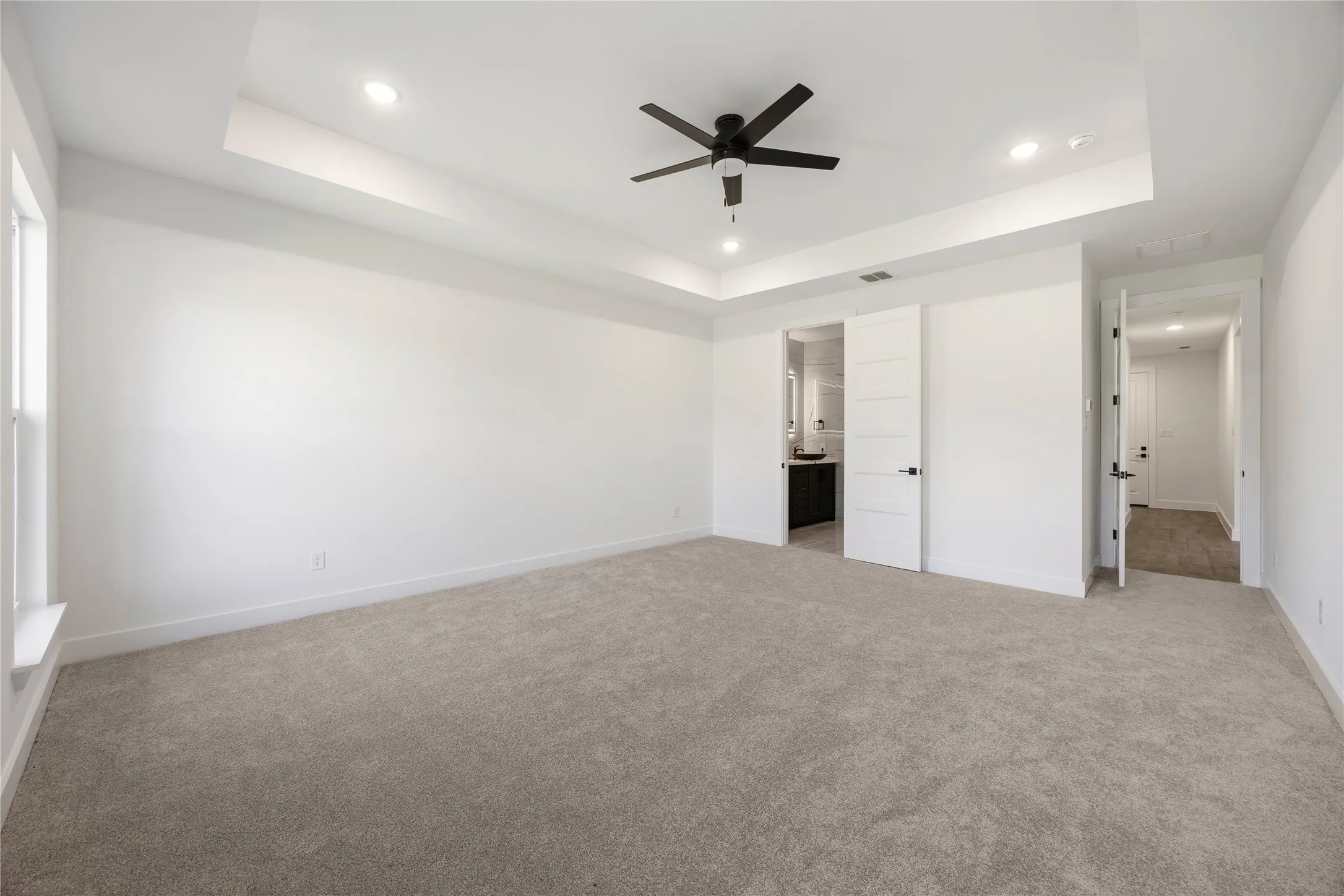 Single Family Residence For Sale in Tarrant County , 7203 Harris Place, Arlington, Texas 76001, 4 Bedroom, 4 Bathroom, 3 Garage spaces, 2,591 Sqft, built in 2026, mls#21340686, Real Estate Agent in Arlington, Homes For Sale in Tarrant county, Homes For Sale in Arlington, Realtor in Arlington Texas, Real Estate Brokerage Independent Realty Texas, Luminita Cordes Realtor