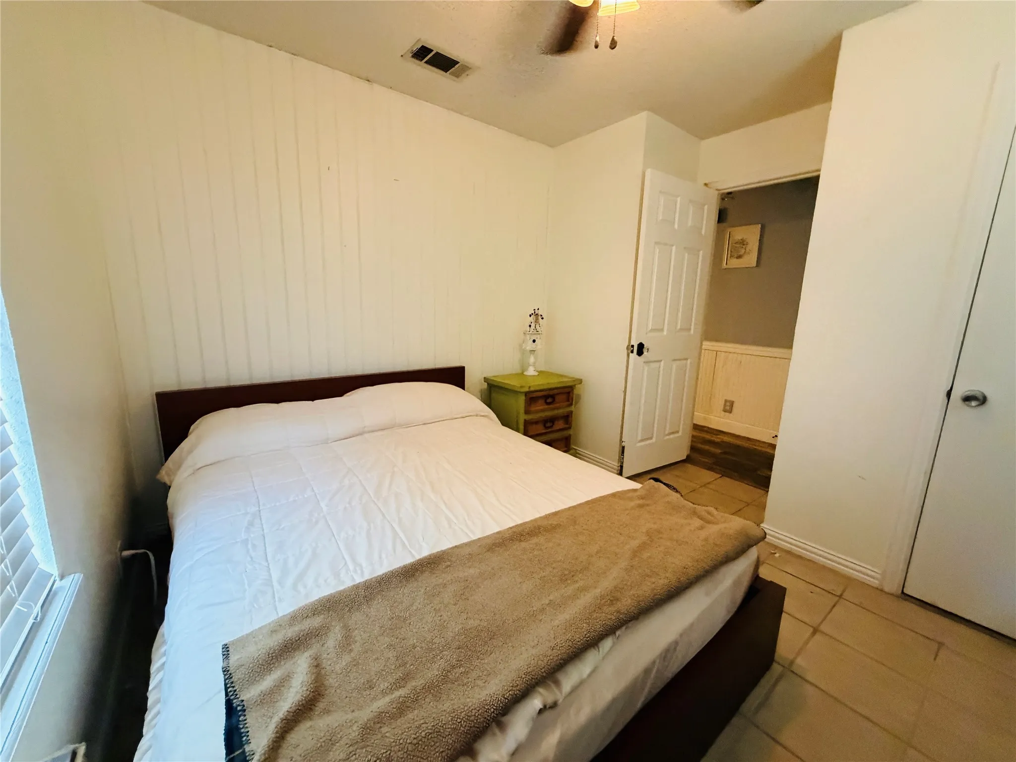Single Family Residence For Sale in Kaufman County , 301 E Mimosa Street, Crandall, Texas 75114, 2 Bedroom, 2 Bathroom, 1 Garage spaces, 1,240 Sqft, built in 1988, mls#21340266, Real Estate Agent in Crandall, Homes For Sale in Kaufman county, Homes For Sale in Crandall, Realtor in Crandall Texas, Real Estate Brokerage Independent Realty Texas, Luminita Cordes Realtor