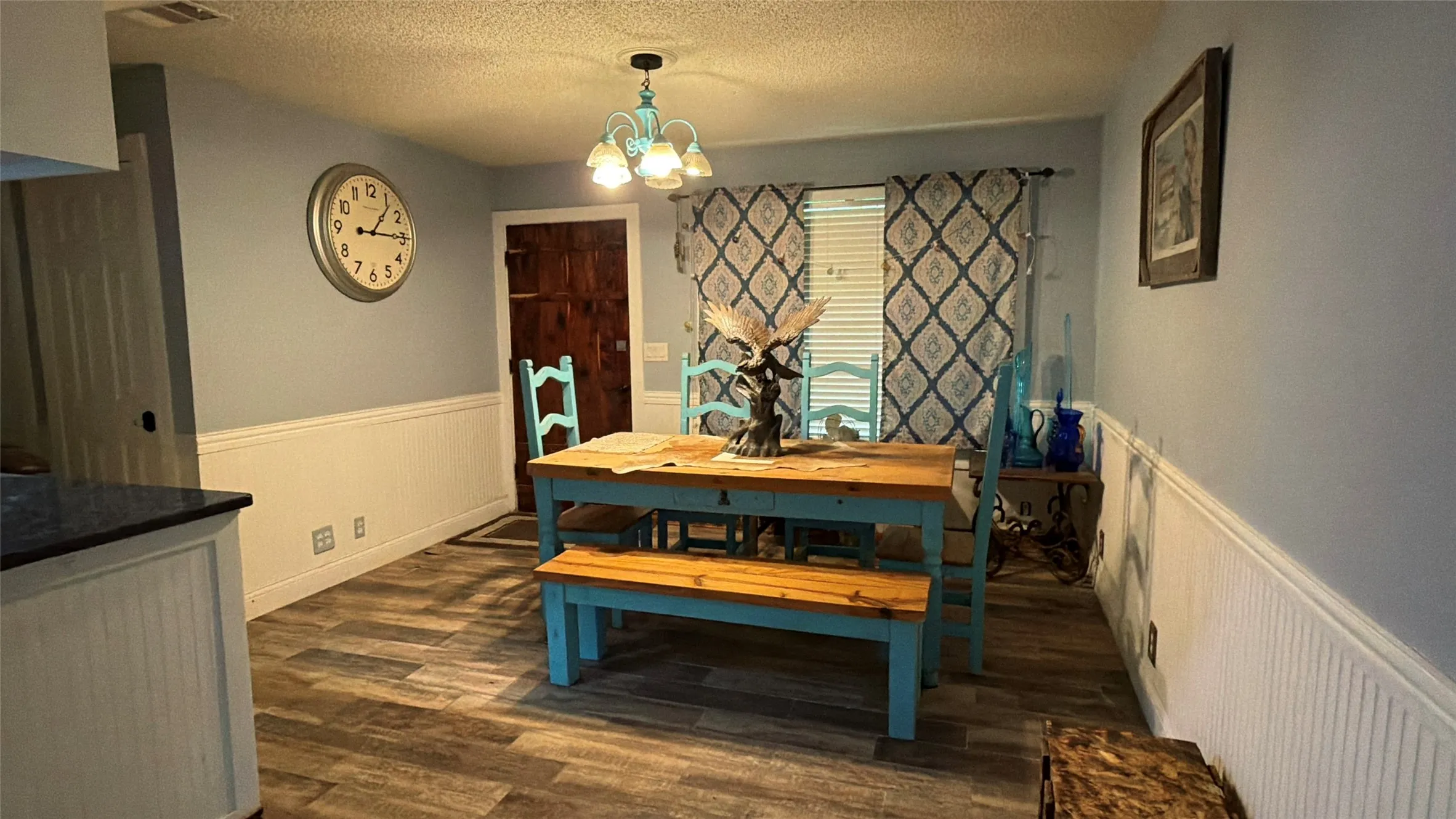 Single Family Residence For Sale in Kaufman County , 301 E Mimosa Street, Crandall, Texas 75114, 2 Bedroom, 2 Bathroom, 1 Garage spaces, 1,240 Sqft, built in 1988, mls#21340266, Real Estate Agent in Crandall, Homes For Sale in Kaufman county, Homes For Sale in Crandall, Realtor in Crandall Texas, Real Estate Brokerage Independent Realty Texas, Luminita Cordes Realtor