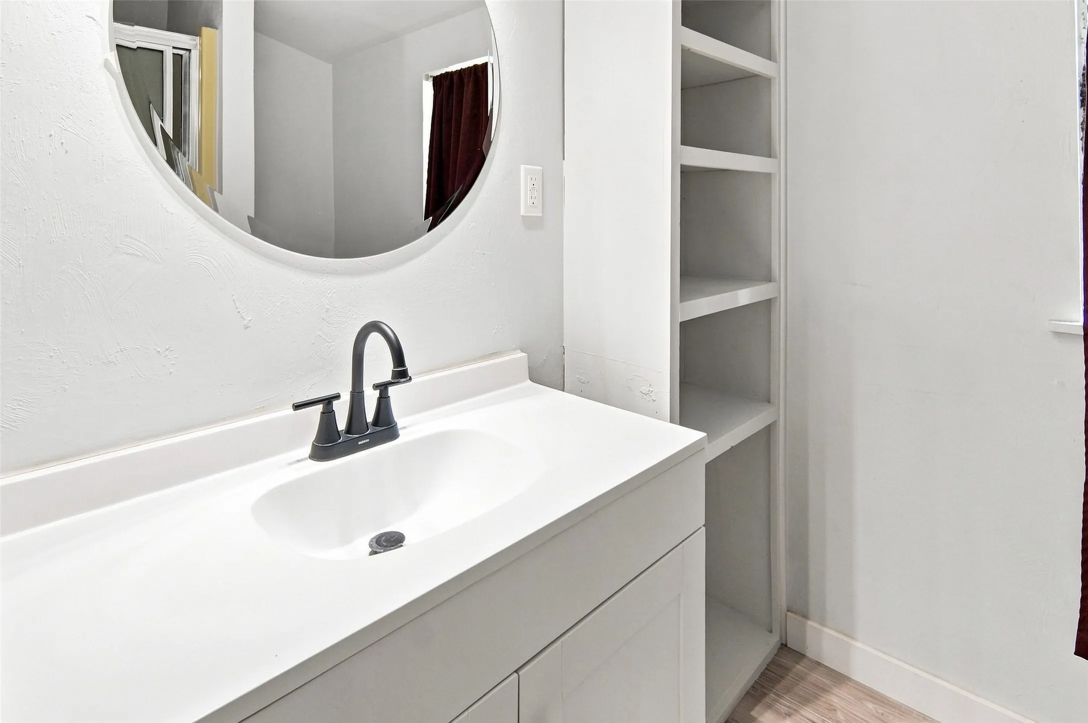 2nd Full Bathroom