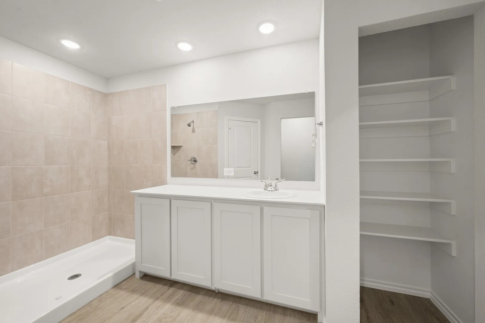 4506 Avion- Primary Suite-4