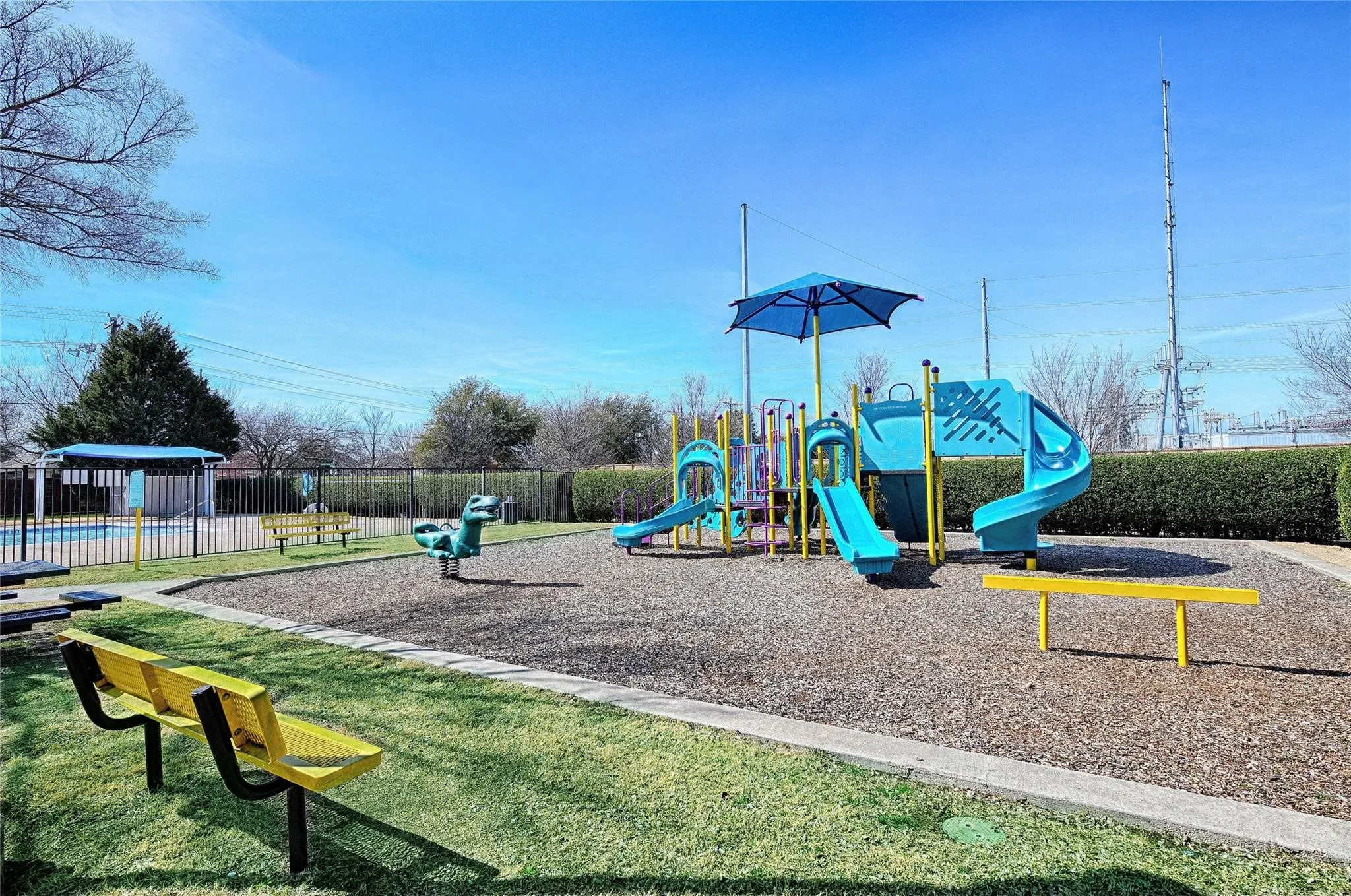 Single Family Residence For Sale in Tarrant County , 13160 Larks View Point, Fort Worth, Texas 76244, 3 Bedroom, 2 Bathroom, 2 Garage spaces, 2,421 Sqft, built in 2011, mls#21337906, Real Estate Agent in Fort Worth, Homes For Sale in Tarrant county, Homes For Sale in Fort Worth, Realtor in Fort Worth Texas, Real Estate Brokerage Independent Realty Texas, Luminita Cordes Realtor