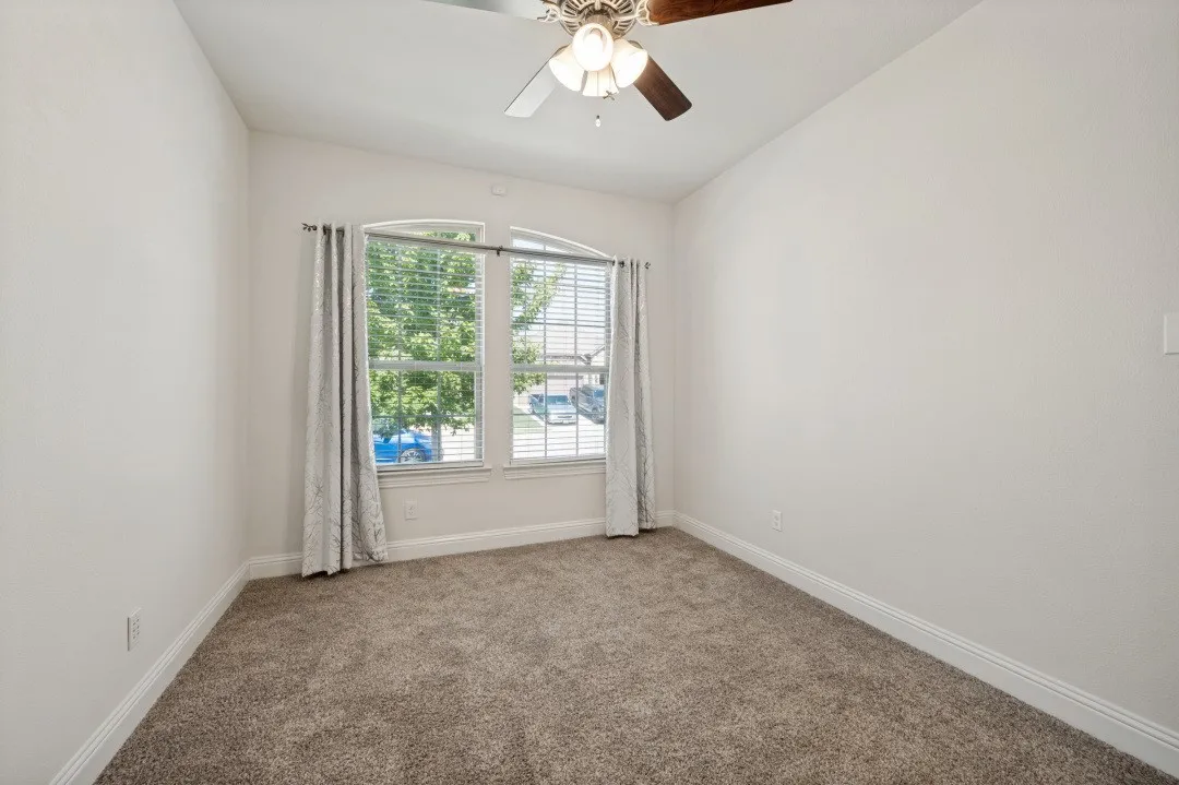 Single Family Residence For Sale in Denton County , 3020 Aransas Avenue, Aubrey, Texas 76227, 3 Bedroom, 2 Bathroom, 2 Garage spaces, 1,517 Sqft, built in 2020, mls#21327065, Real Estate Agent in Aubrey, Homes For Sale in Denton county, Homes For Sale in Aubrey, Realtor in Aubrey Texas, Real Estate Brokerage Independent Realty Texas, Luminita Cordes Realtor