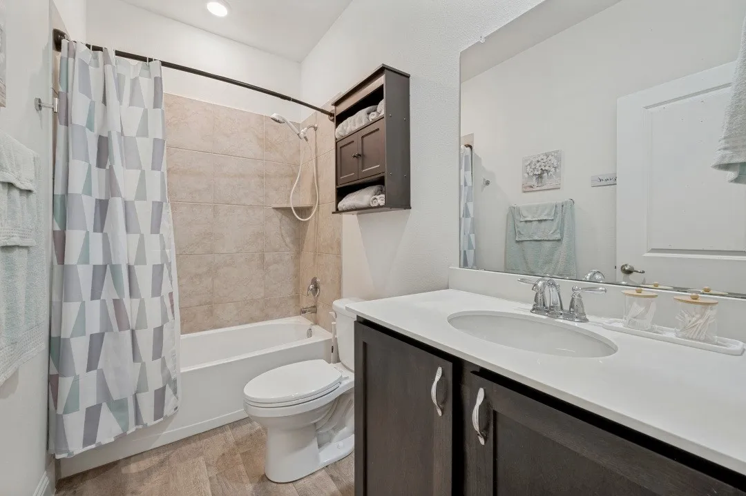 Single Family Residence For Sale in Denton County , 3020 Aransas Avenue, Aubrey, Texas 76227, 3 Bedroom, 2 Bathroom, 2 Garage spaces, 1,517 Sqft, built in 2020, mls#21327065, Real Estate Agent in Aubrey, Homes For Sale in Denton county, Homes For Sale in Aubrey, Realtor in Aubrey Texas, Real Estate Brokerage Independent Realty Texas, Luminita Cordes Realtor