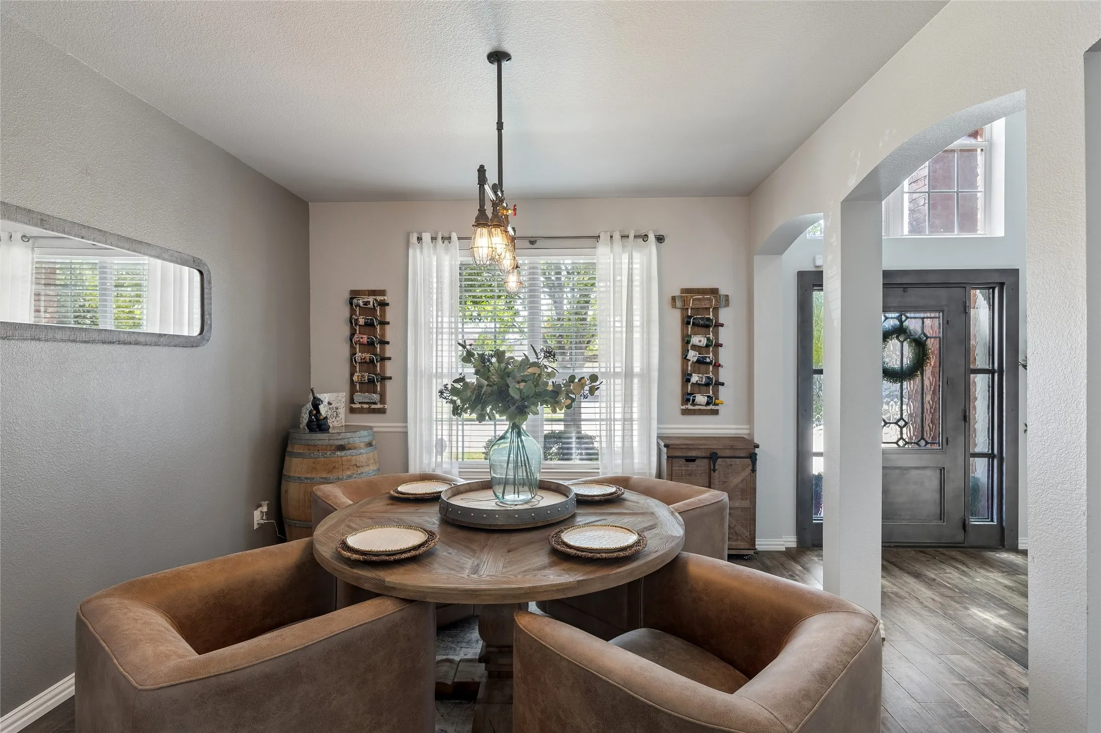 Single Family Residence For Sale in Tarrant County , 10212 Pear Street, Fort Worth, Texas 76244, 5 Bedroom, 4 Bathroom, 2 Garage spaces, 3,130 Sqft, built in 2003, mls#21338080, Real Estate Agent in Fort Worth, Homes For Sale in Tarrant county, Homes For Sale in Fort Worth, Realtor in Fort Worth Texas, Real Estate Brokerage Independent Realty Texas, Luminita Cordes Realtor