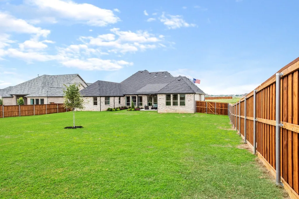 Single Family Residence For Sale in Tarrant County , 2141 Glenbrook Street, Haslet, Texas 76052, 4 Bedroom, 4 Bathroom, 3 Garage spaces, 3,714 Sqft, built in 2019, mls#21340717, Real Estate Agent in Haslet, Homes For Sale in Tarrant county, Homes For Sale in Haslet, Realtor in Haslet Texas, Real Estate Brokerage Independent Realty Texas, Luminita Cordes Realtor
