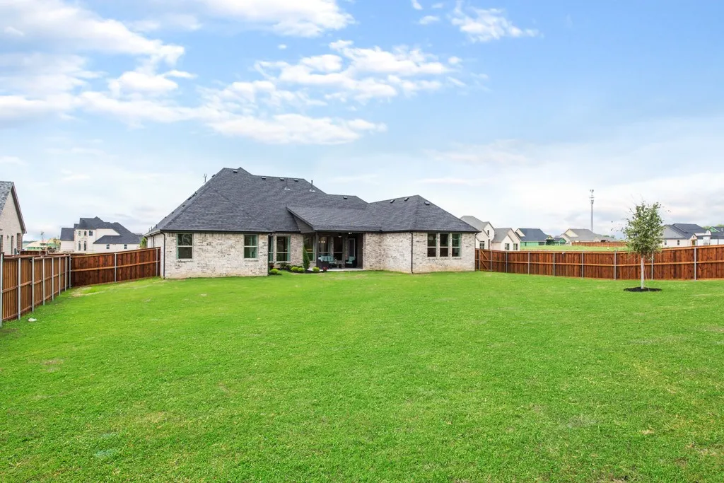 Single Family Residence For Sale in Tarrant County , 2141 Glenbrook Street, Haslet, Texas 76052, 4 Bedroom, 4 Bathroom, 3 Garage spaces, 3,714 Sqft, built in 2019, mls#21340717, Real Estate Agent in Haslet, Homes For Sale in Tarrant county, Homes For Sale in Haslet, Realtor in Haslet Texas, Real Estate Brokerage Independent Realty Texas, Luminita Cordes Realtor