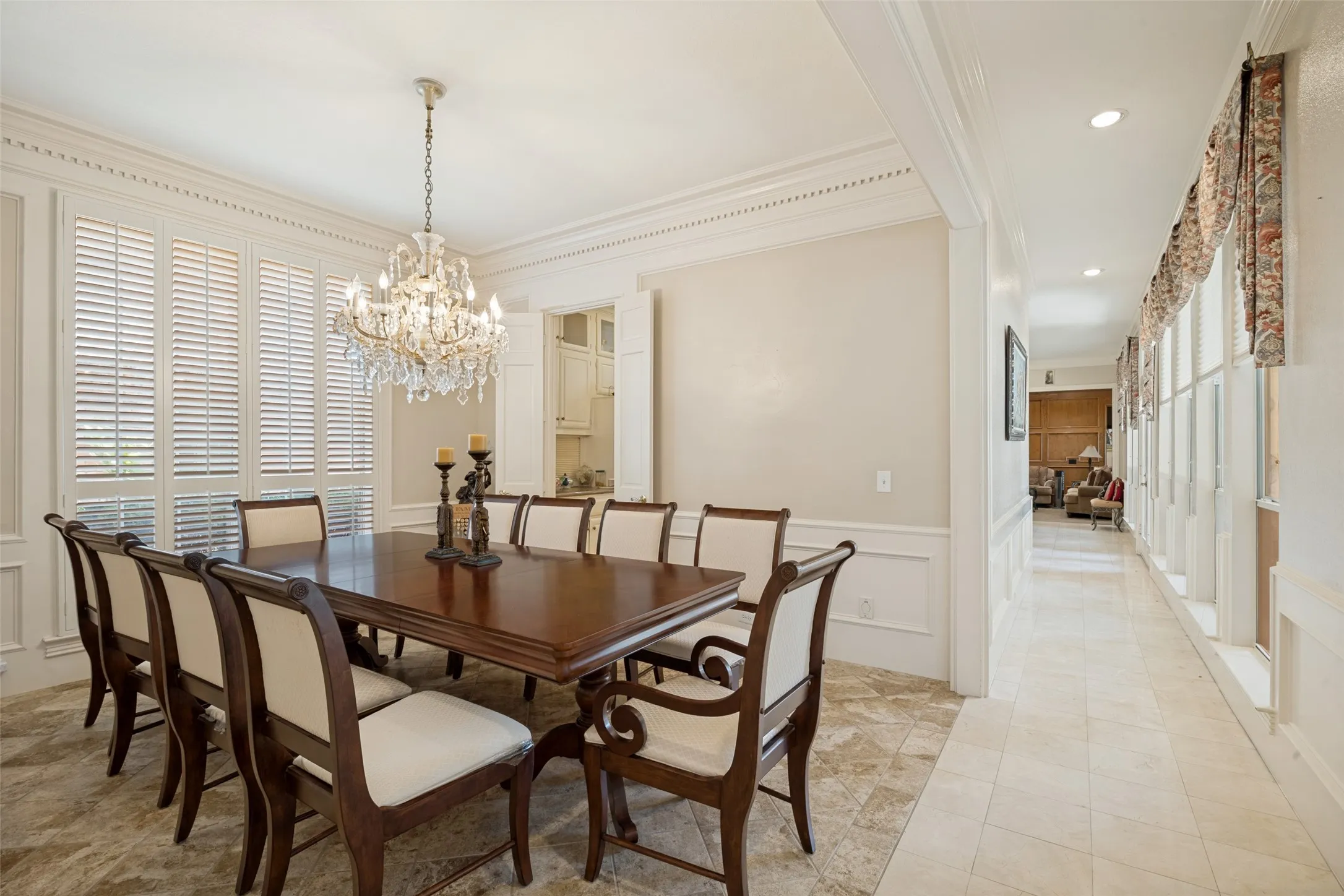 Single Family Residence For Sale in Collin County , 3516 Michael Drive, Plano, Texas 75023, 5 Bedroom, 5 Bathroom, 4 Garage spaces, 4,576 Sqft, built in 1985, mls#21340572, Real Estate Agent in Plano, Homes For Sale in Collin county, Homes For Sale in Plano, Realtor in Plano Texas, Real Estate Brokerage Independent Realty Texas, Luminita Cordes Realtor