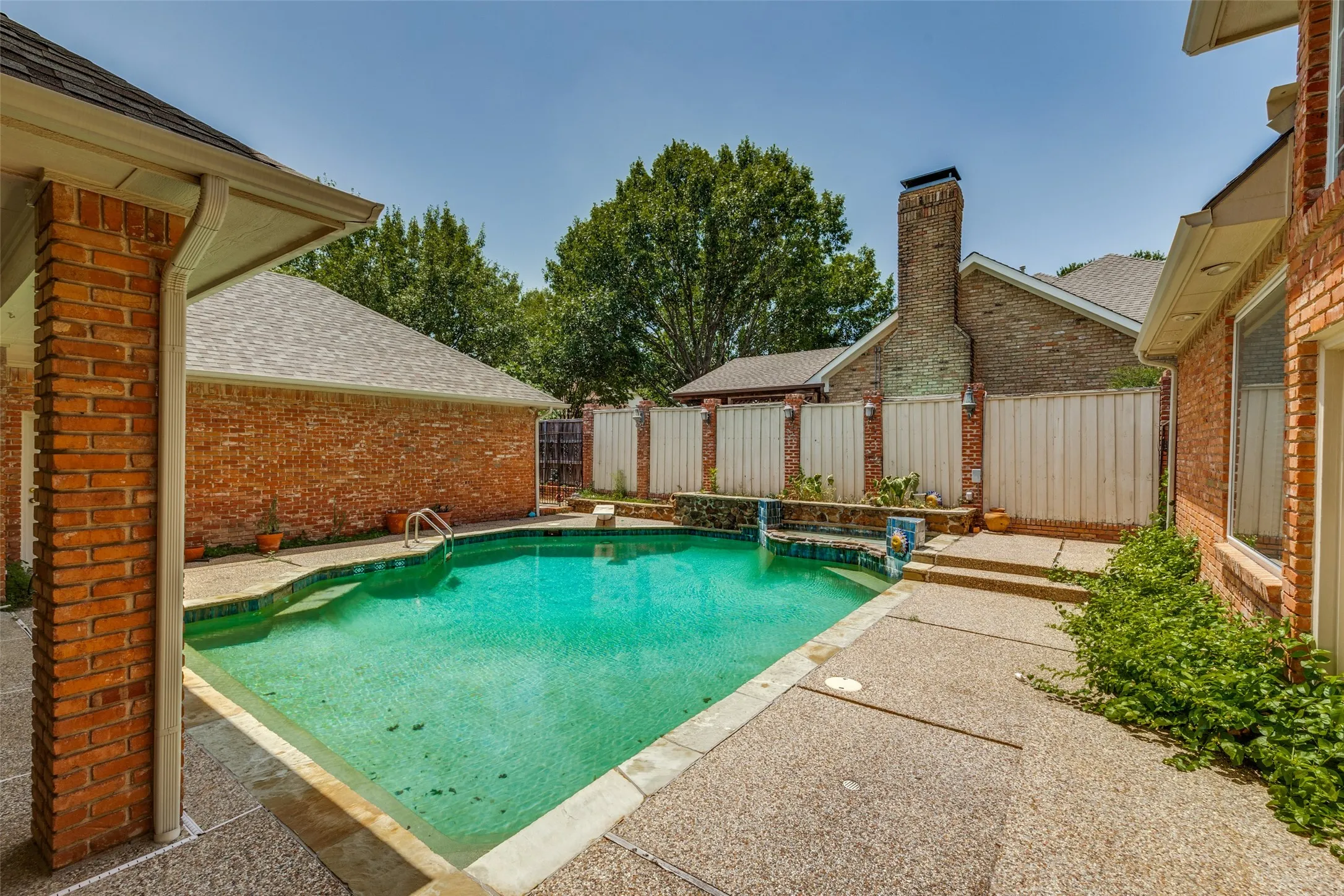 Single Family Residence For Sale in Collin County , 3516 Michael Drive, Plano, Texas 75023, 5 Bedroom, 5 Bathroom, 4 Garage spaces, 4,576 Sqft, built in 1985, mls#21340572, Real Estate Agent in Plano, Homes For Sale in Collin county, Homes For Sale in Plano, Realtor in Plano Texas, Real Estate Brokerage Independent Realty Texas, Luminita Cordes Realtor