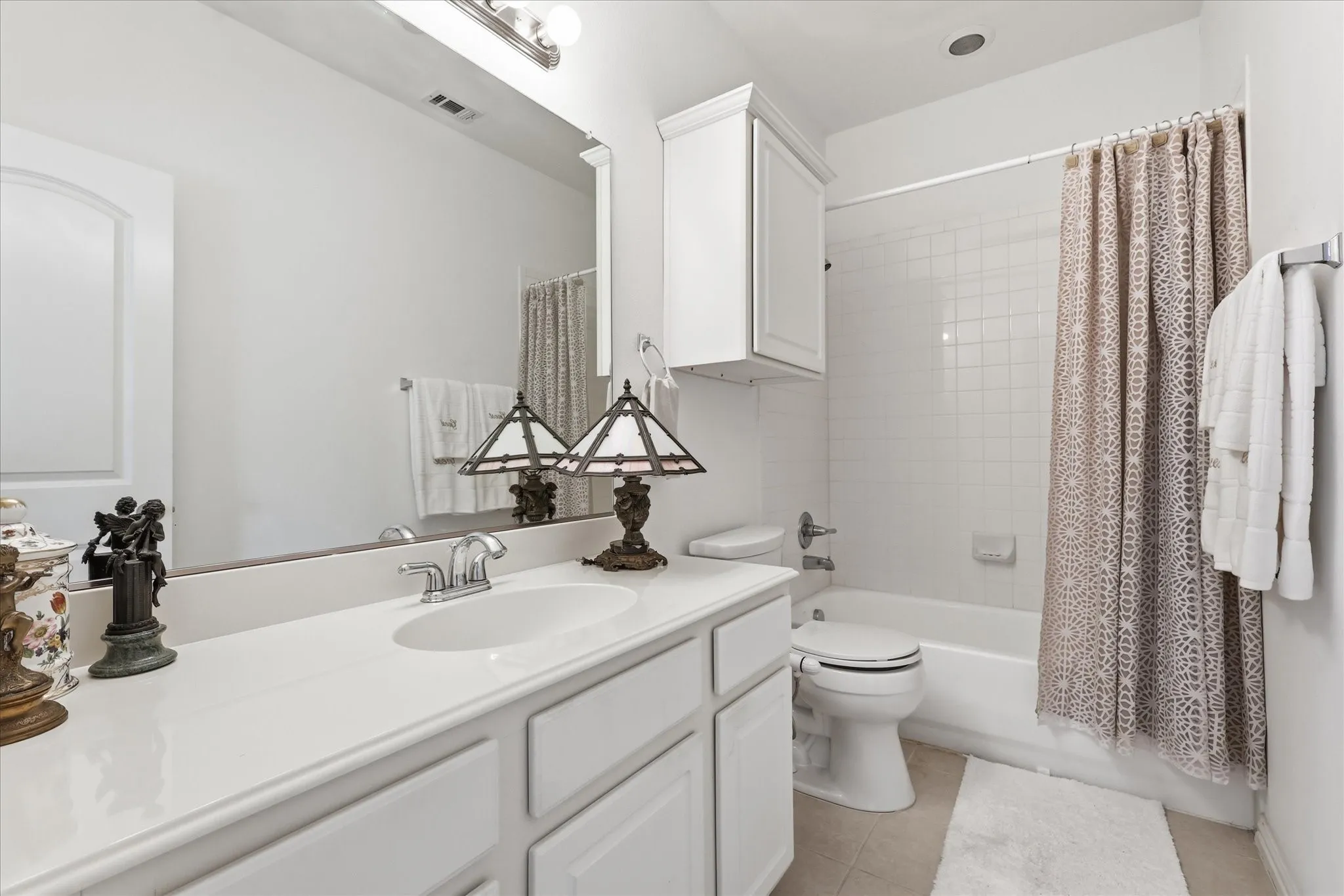 Secondary Bath