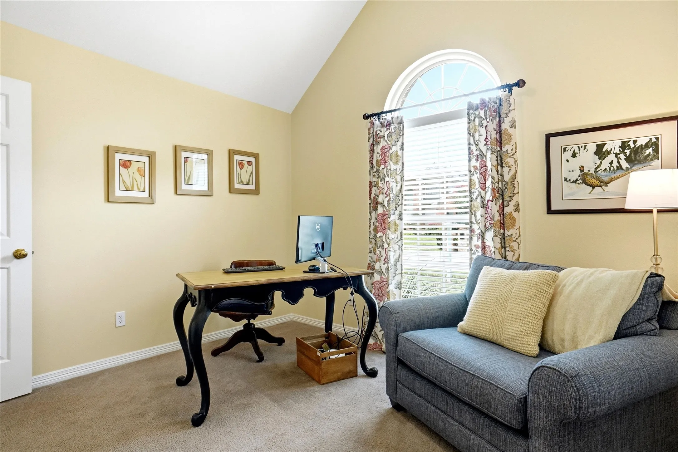 Lots of wall space and anderson window