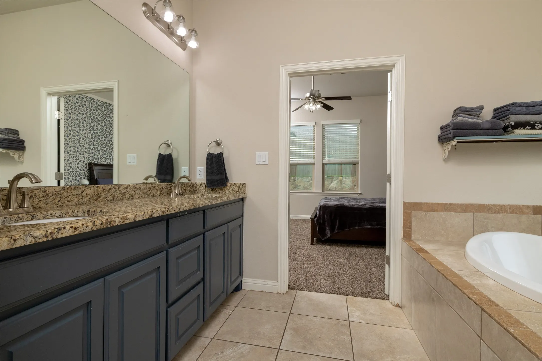 Single Family Residence For Sale in Johnson County , 205 Harp Avenue, Godley, Texas 76044, 3 Bedroom, 2 Bathroom, 2 Garage spaces, 2,010 Sqft, built in 2019, mls#21338596, Real Estate Agent in Godley, Homes For Sale in Johnson county, Homes For Sale in Godley, Realtor in Godley Texas, Real Estate Brokerage Independent Realty Texas, Luminita Cordes Realtor