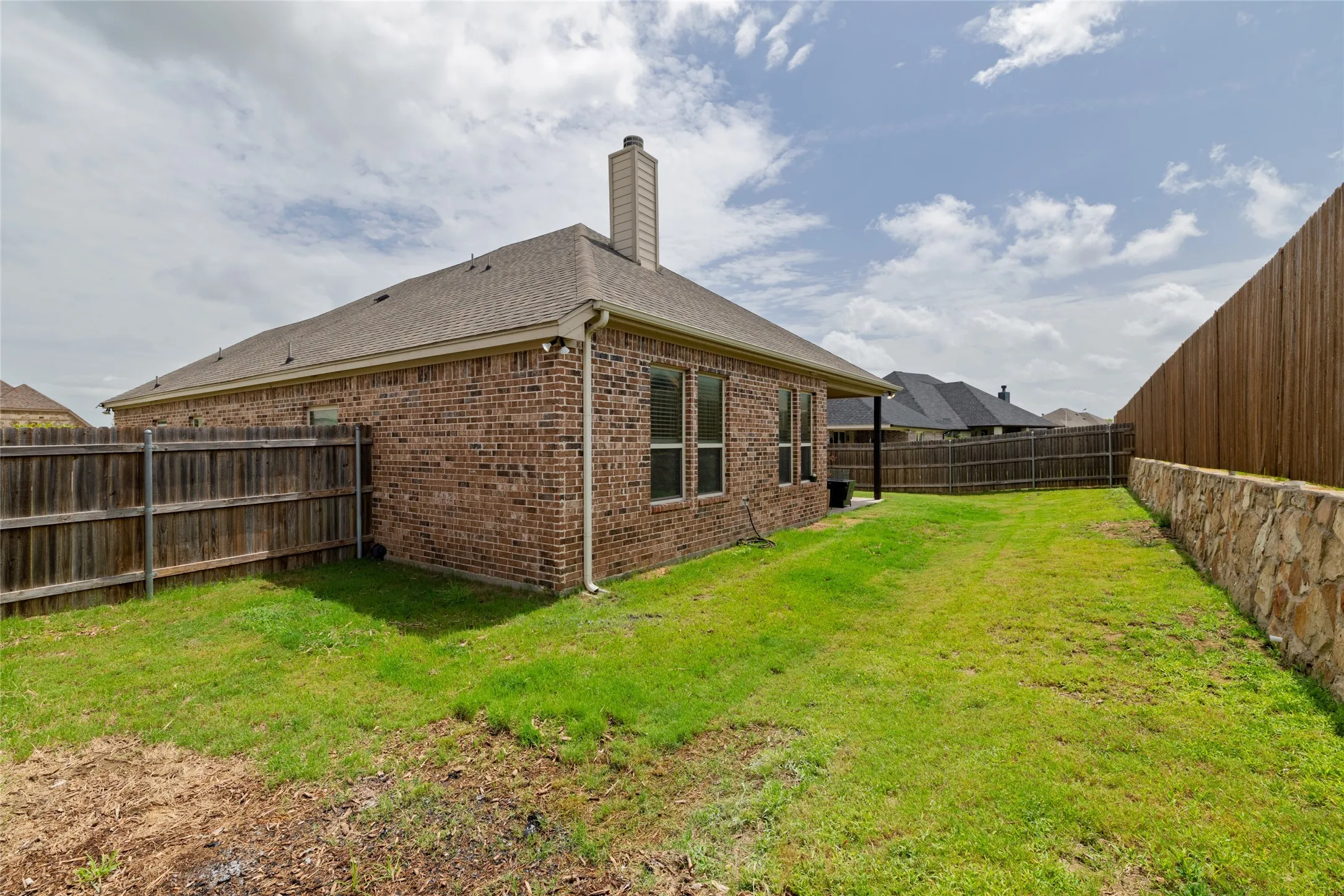 Single Family Residence For Sale in Johnson County , 205 Harp Avenue, Godley, Texas 76044, 3 Bedroom, 2 Bathroom, 2 Garage spaces, 2,010 Sqft, built in 2019, mls#21338596, Real Estate Agent in Godley, Homes For Sale in Johnson county, Homes For Sale in Godley, Realtor in Godley Texas, Real Estate Brokerage Independent Realty Texas, Luminita Cordes Realtor