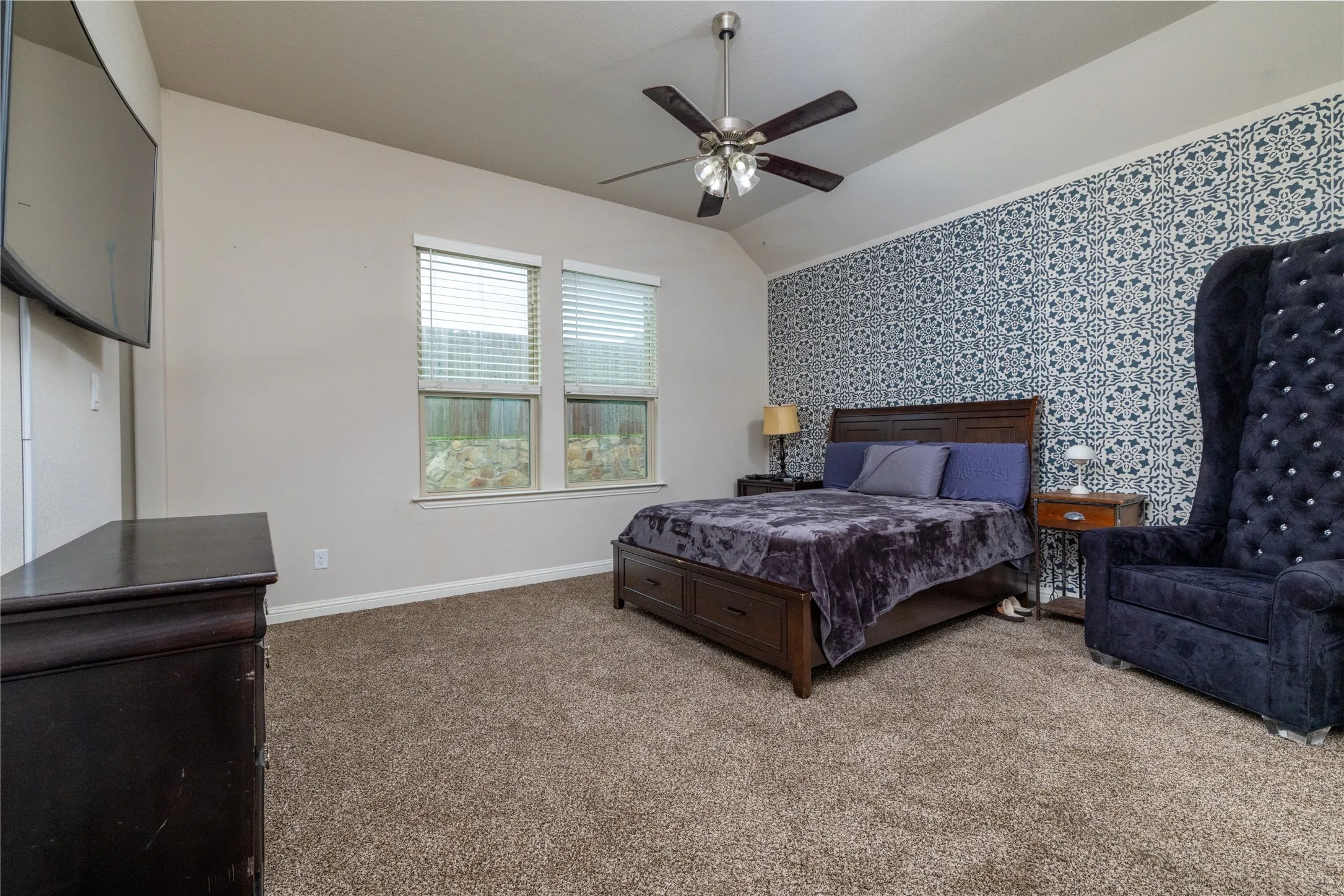 Single Family Residence For Sale in Johnson County , 205 Harp Avenue, Godley, Texas 76044, 3 Bedroom, 2 Bathroom, 2 Garage spaces, 2,010 Sqft, built in 2019, mls#21338596, Real Estate Agent in Godley, Homes For Sale in Johnson county, Homes For Sale in Godley, Realtor in Godley Texas, Real Estate Brokerage Independent Realty Texas, Luminita Cordes Realtor