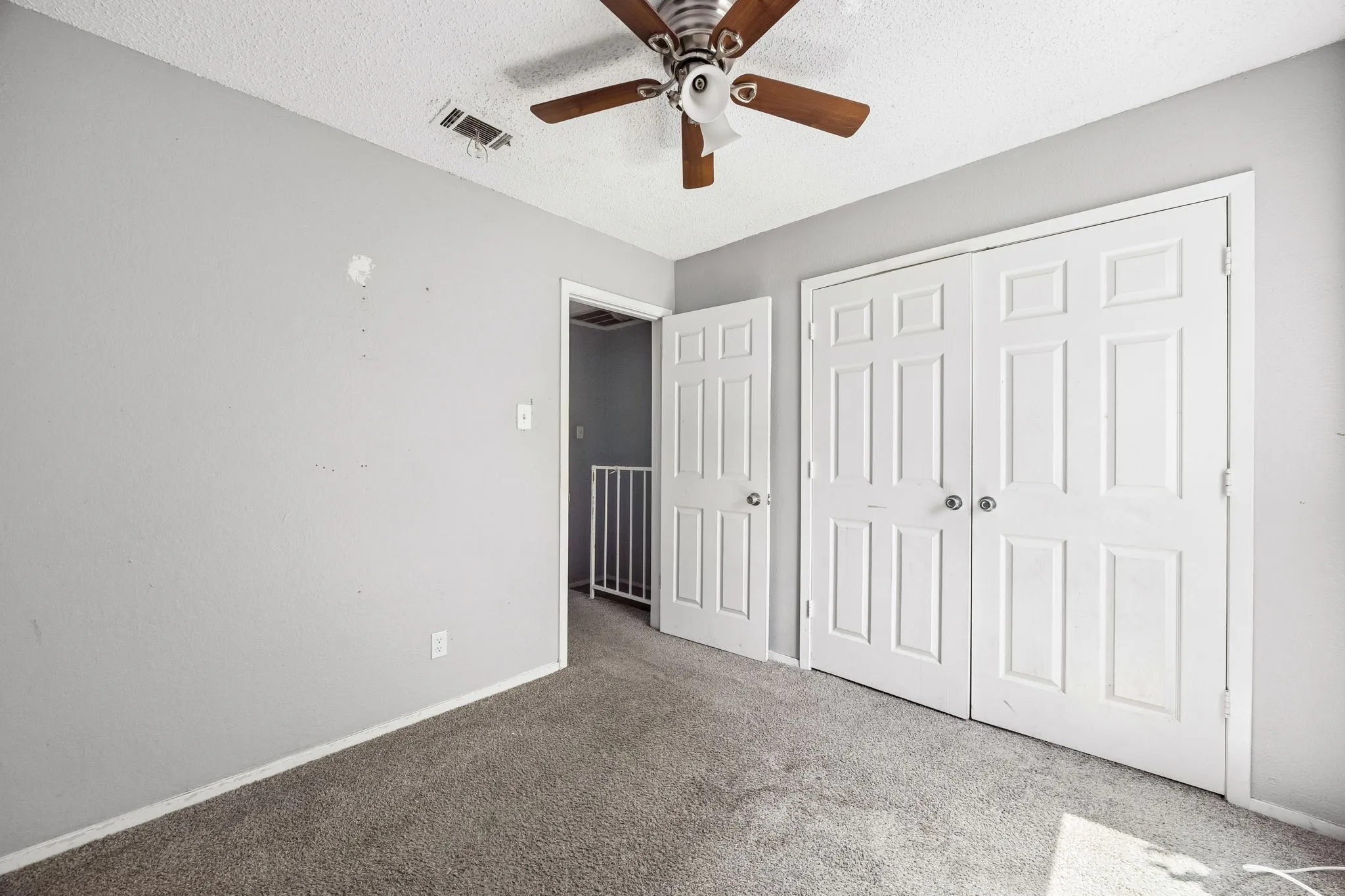 Townhouse For Sale in Dallas County , 2244 Aspen Drive, Dallas, Texas 75227, 2 Bedrooms, 2 Bathrooms, Garage spaces, 915 Sqft, built in 1983, Price $105,000, mls#21335215, Real Estate Agent in Dallas, Homes For Sale in Dallas county, Homes For Sale in Dallas, Realtor in Dallas Texas, Real Estate Brokerage Independent Realty Texas, Luminita Cordes Realtor