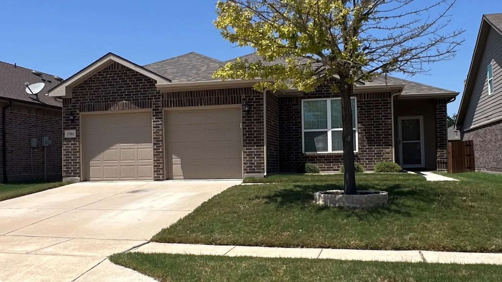 Single Family Residence For Rent in Tarrant County , 1701 Quail Springs Circle, Fort Worth, Texas 76177, 3 Bedroom, 2 Bathroom, 2 Garage spaces, 1,670 Sqft, built in 2013, mls#21339417, Real Estate Agent in Fort Worth, Homes For Rent in Tarrant county, Homes For Rent in Fort Worth, Realtor in Fort Worth Texas, Real Estate Brokerage Independent Realty Texas, Luminita Cordes Realtor