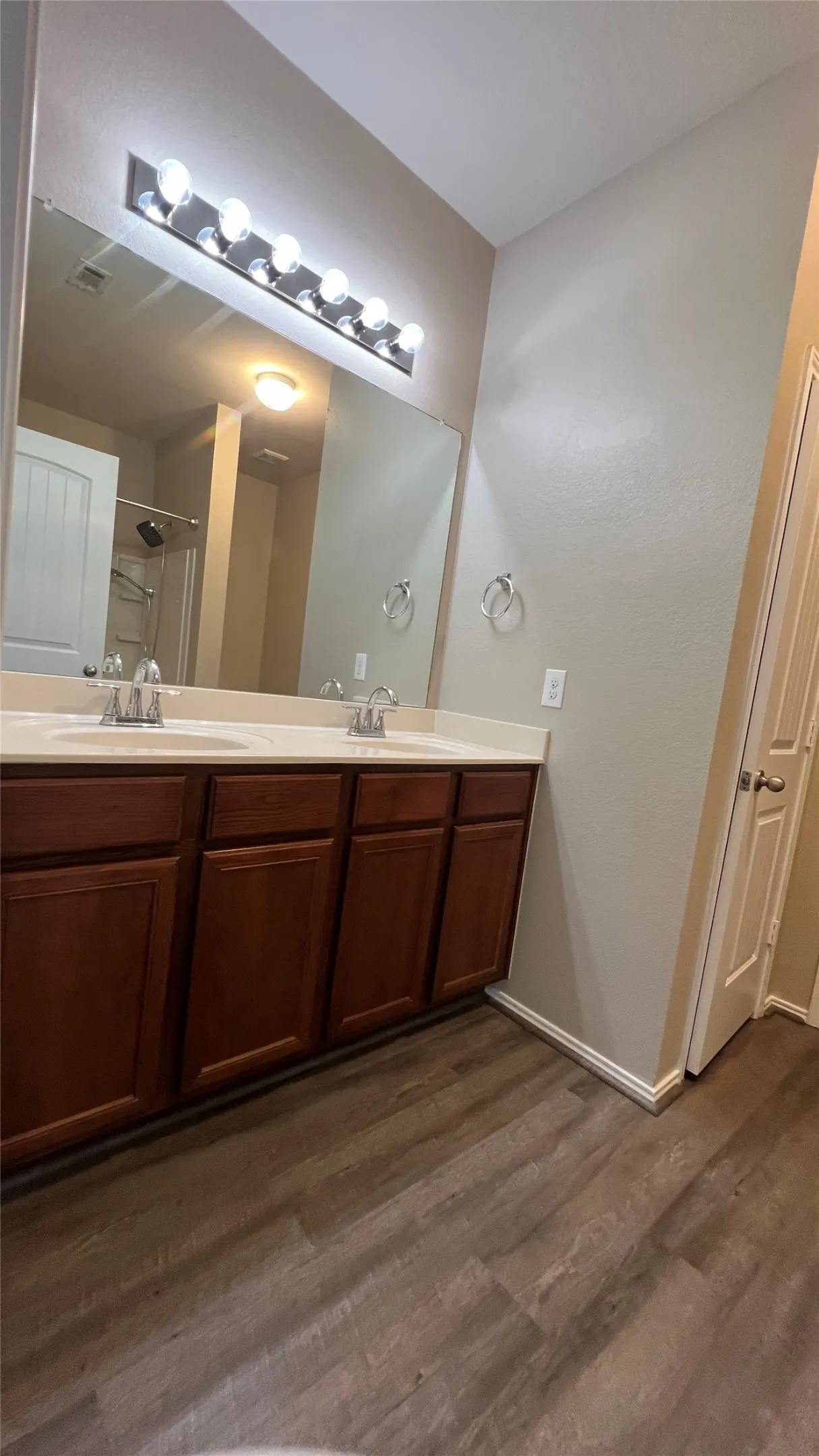 Single Family Residence For Rent in Tarrant County , 1701 Quail Springs Circle, Fort Worth, Texas 76177, 3 Bedroom, 2 Bathroom, 2 Garage spaces, 1,670 Sqft, built in 2013, mls#21339417, Real Estate Agent in Fort Worth, Homes For Rent in Tarrant county, Homes For Rent in Fort Worth, Realtor in Fort Worth Texas, Real Estate Brokerage Independent Realty Texas, Luminita Cordes Realtor