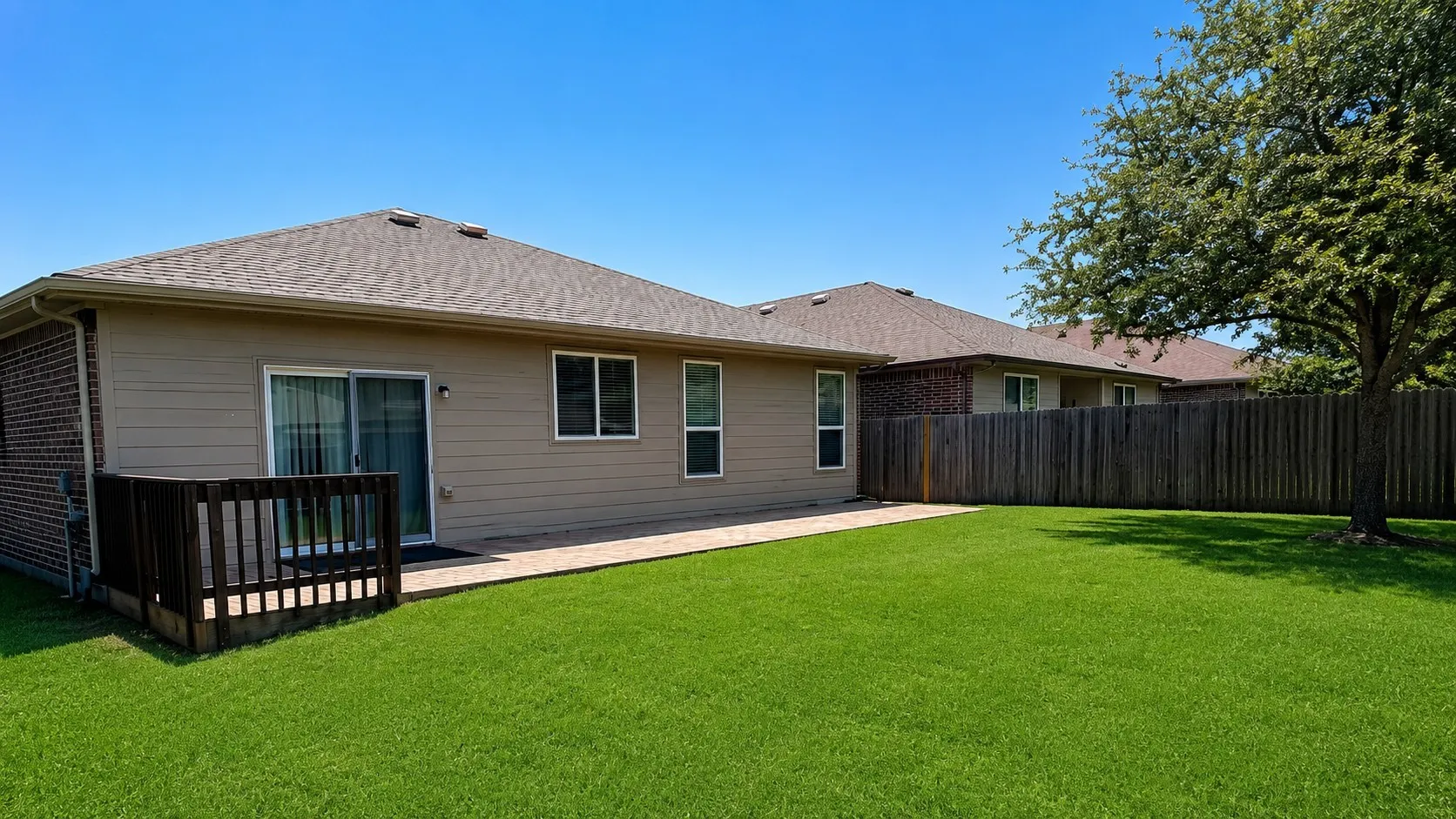 Single Family Residence For Rent in Tarrant County , 1701 Quail Springs Circle, Fort Worth, Texas 76177, 3 Bedroom, 2 Bathroom, 2 Garage spaces, 1,670 Sqft, built in 2013, mls#21339417, Real Estate Agent in Fort Worth, Homes For Rent in Tarrant county, Homes For Rent in Fort Worth, Realtor in Fort Worth Texas, Real Estate Brokerage Independent Realty Texas, Luminita Cordes Realtor