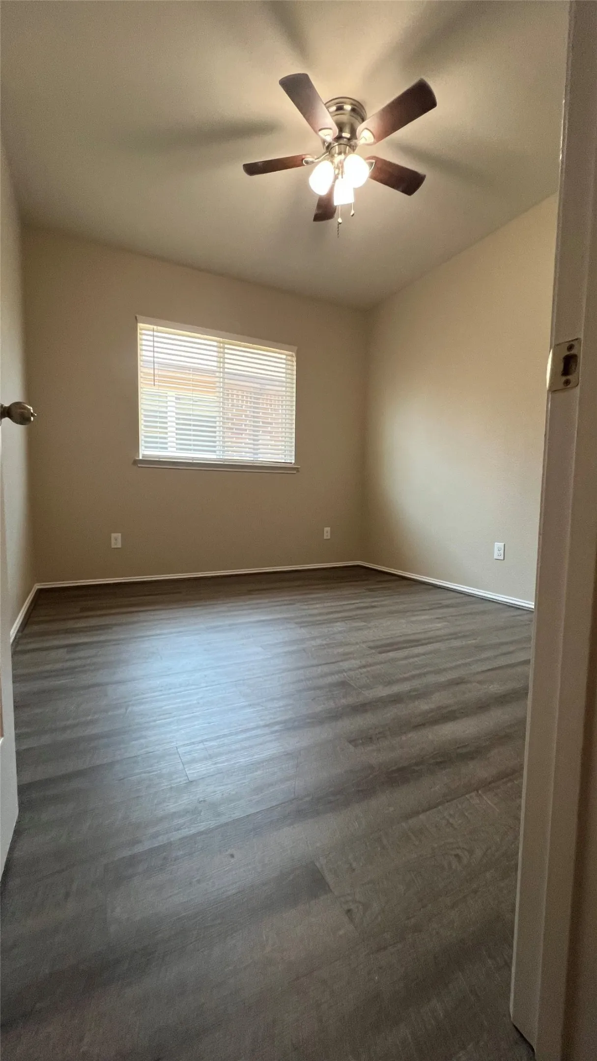 Single Family Residence For Rent in Tarrant County , 1701 Quail Springs Circle, Fort Worth, Texas 76177, 3 Bedroom, 2 Bathroom, 2 Garage spaces, 1,670 Sqft, built in 2013, mls#21339417, Real Estate Agent in Fort Worth, Homes For Rent in Tarrant county, Homes For Rent in Fort Worth, Realtor in Fort Worth Texas, Real Estate Brokerage Independent Realty Texas, Luminita Cordes Realtor