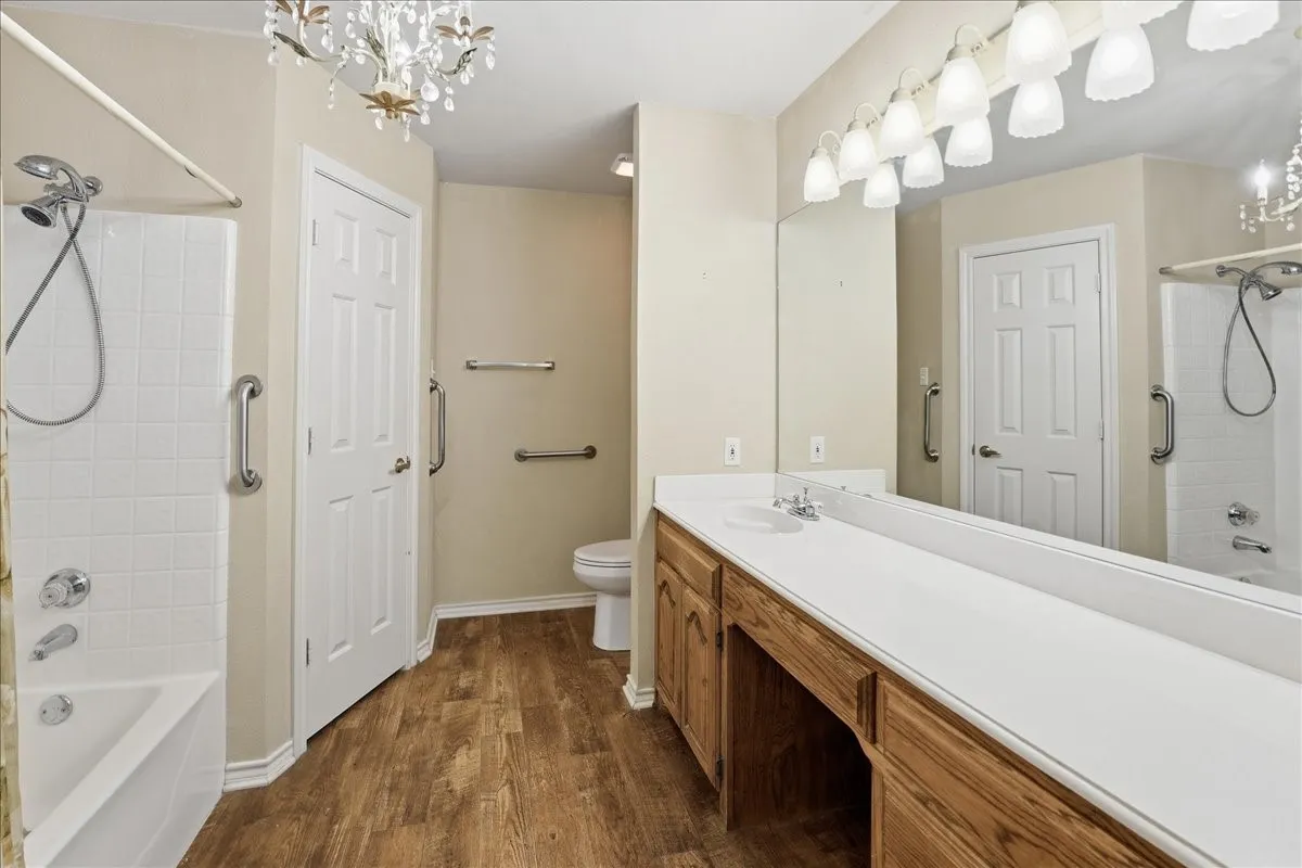 Single Family Residence For Sale in Wood County , 161 County Road 2232, Mineola, Texas 75773, 3 Bedroom, 2 Bathroom, 2 Garage spaces, 1,457 Sqft, built in 2005, mls#21340650, Real Estate Agent in Mineola, Homes For Sale in Wood county, Homes For Sale in Mineola, Realtor in Mineola Texas, Real Estate Brokerage Independent Realty Texas, Luminita Cordes Realtor
