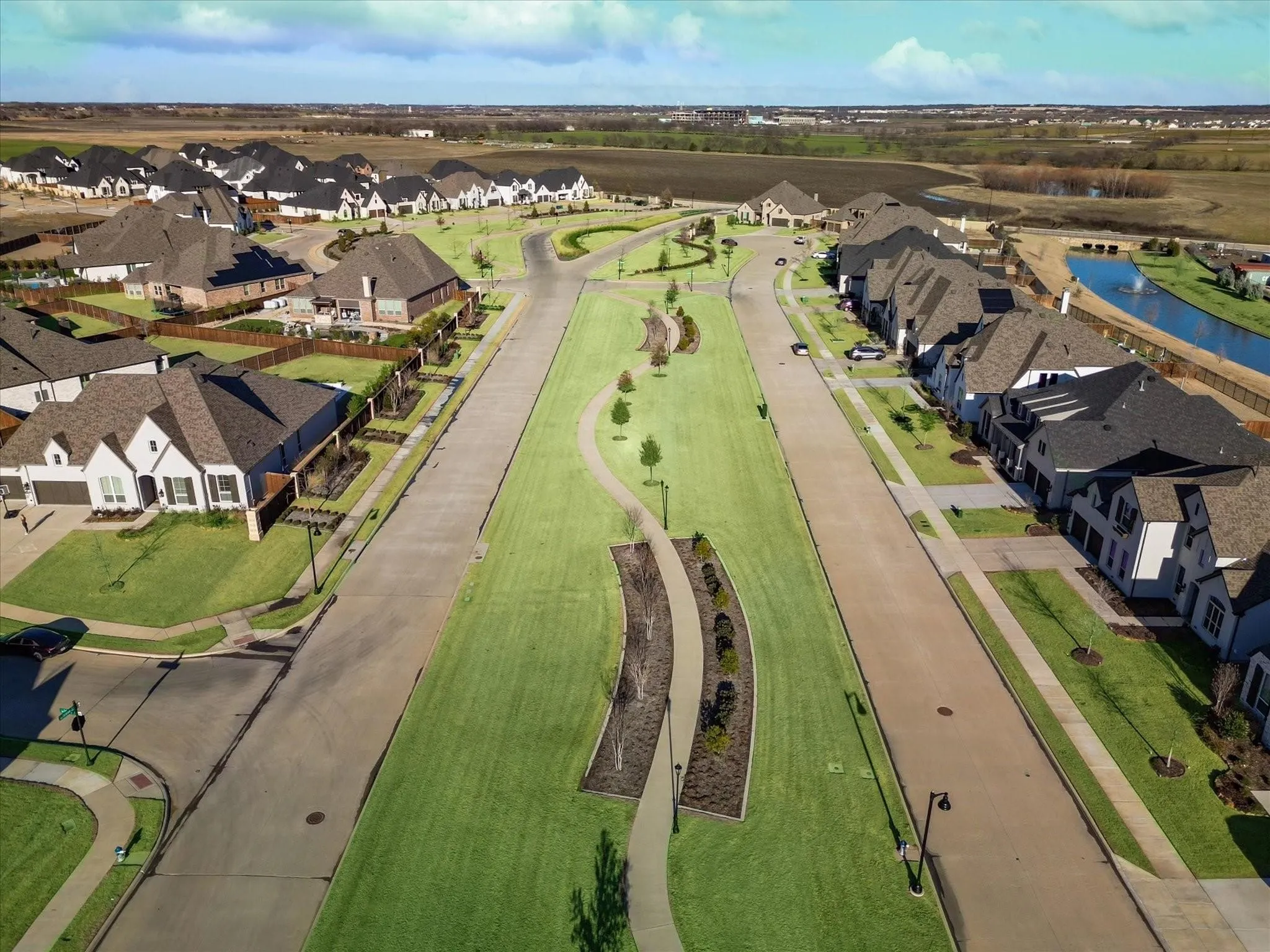 Single Family Residence For Sale in Collin County , 2017 Compton Court, Celina, Texas 75009, 4 Bedroom, 4 Bathroom, 3 Garage spaces, 3,222 Sqft, built in 2023, mls#21339790, Real Estate Agent in Celina, Homes For Sale in Collin county, Homes For Sale in Celina, Realtor in Celina Texas, Real Estate Brokerage Independent Realty Texas, Luminita Cordes Realtor