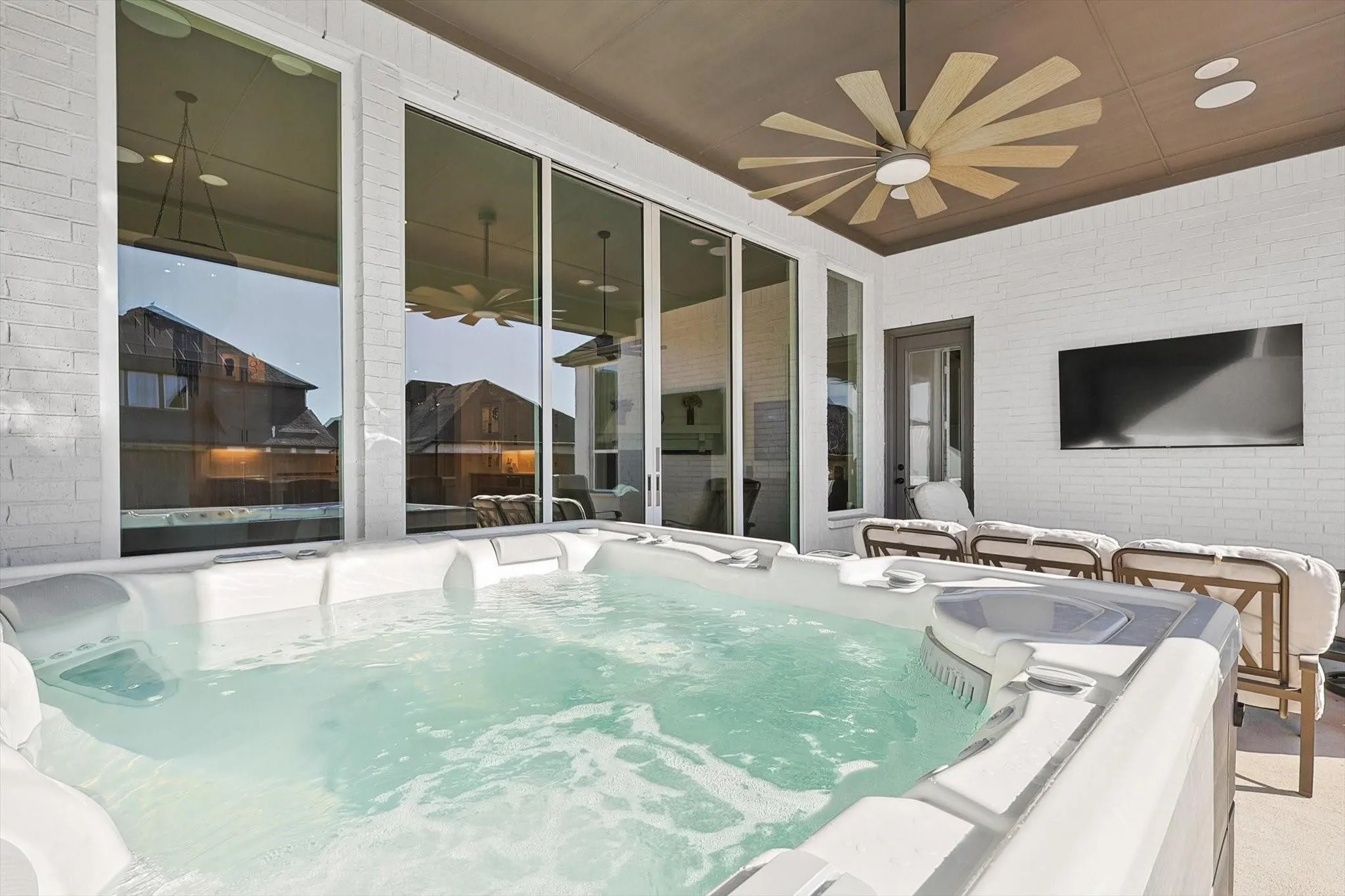 Single Family Residence For Sale in Collin County , 2017 Compton Court, Celina, Texas 75009, 4 Bedroom, 4 Bathroom, 3 Garage spaces, 3,222 Sqft, built in 2023, mls#21339790, Real Estate Agent in Celina, Homes For Sale in Collin county, Homes For Sale in Celina, Realtor in Celina Texas, Real Estate Brokerage Independent Realty Texas, Luminita Cordes Realtor