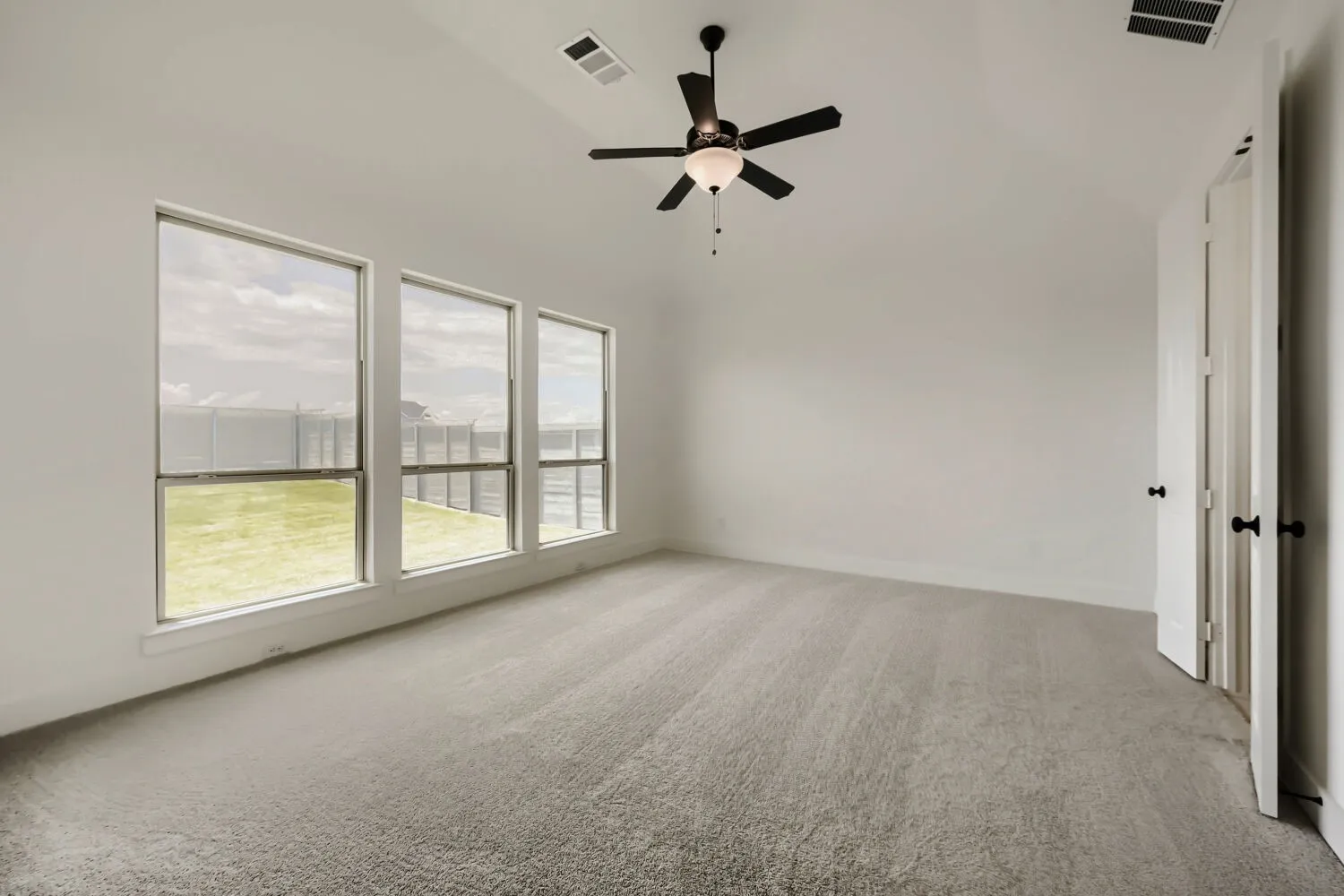 Single Family Residence For Sale in Denton County , 9904 Oak Glade Drive, Denton, Texas 76207, 5 Bedroom, 5 Bathroom, 2 Garage spaces, 3,076 Sqft, built in 2026, mls#21340751, Real Estate Agent in Denton, Homes For Sale in Denton county, Homes For Sale in Denton, Realtor in Denton Texas, Real Estate Brokerage Independent Realty Texas, Luminita Cordes Realtor