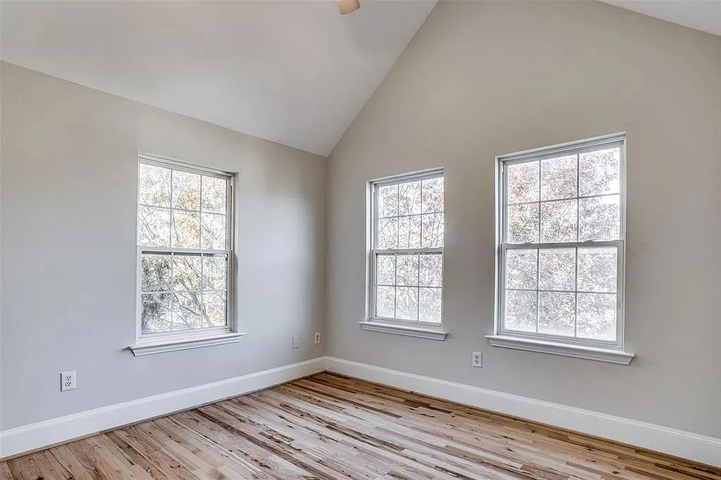 Townhouse For Rent in Dallas County , 5720 La Vista Drive, Dallas, Texas 75206, 3 Bedroom, 4 Bathroom, 2 Garage spaces, 1,849 Sqft, built in 1999, mls#21340753, Real Estate Agent in Dallas, Homes For Rent in Dallas county, Homes For Rent in Dallas, Realtor in Dallas Texas, Real Estate Brokerage Independent Realty Texas, Luminita Cordes Realtor