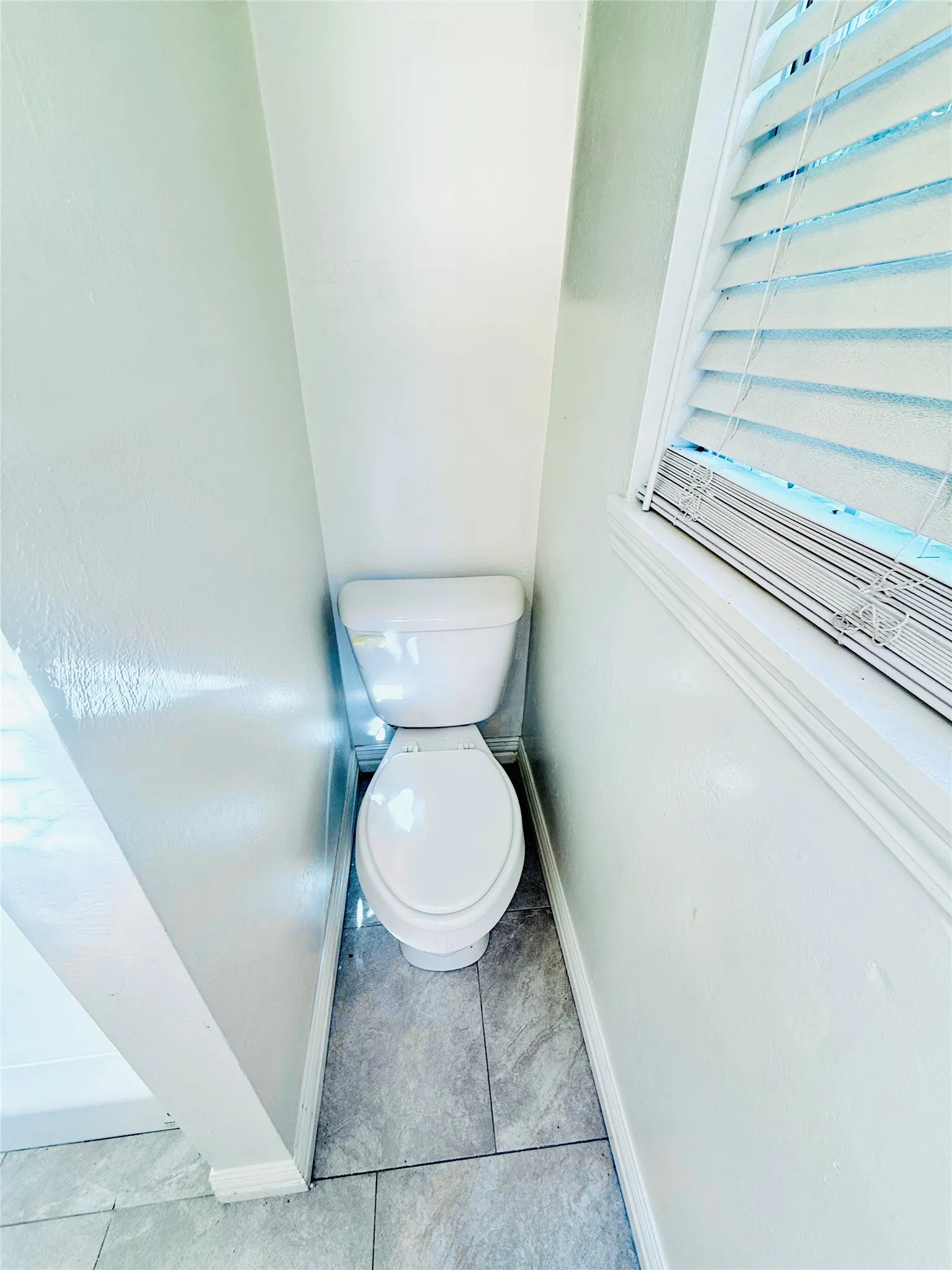 Duplex For Rent in Grayson County , 814 W College Street, Sherman, Texas 75092, 2 Bedroom, 2 Bathroom, Garage spaces, 1,100 Sqft, built in 1948, mls#21340762, Real Estate Agent in Sherman, Homes For Rent in Grayson county, Homes For Rent in Sherman, Realtor in Sherman Texas, Real Estate Brokerage Independent Realty Texas, Luminita Cordes Realtor